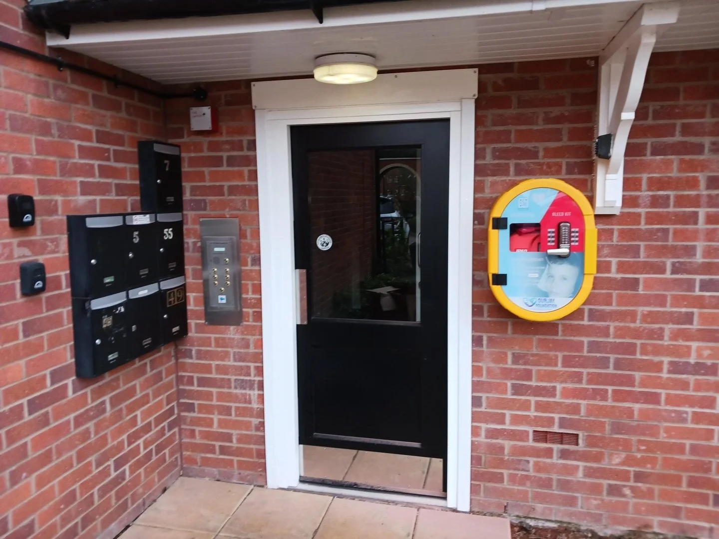 I&rsquo;m sorry I&rsquo;ve been a bit quiet on socials lately, December is a really hard time without Jamie, but I wanted to show you OurJays accessible defibrillators number 308 and 309! 

We&rsquo;ve continued our partnership with @platformhousingg