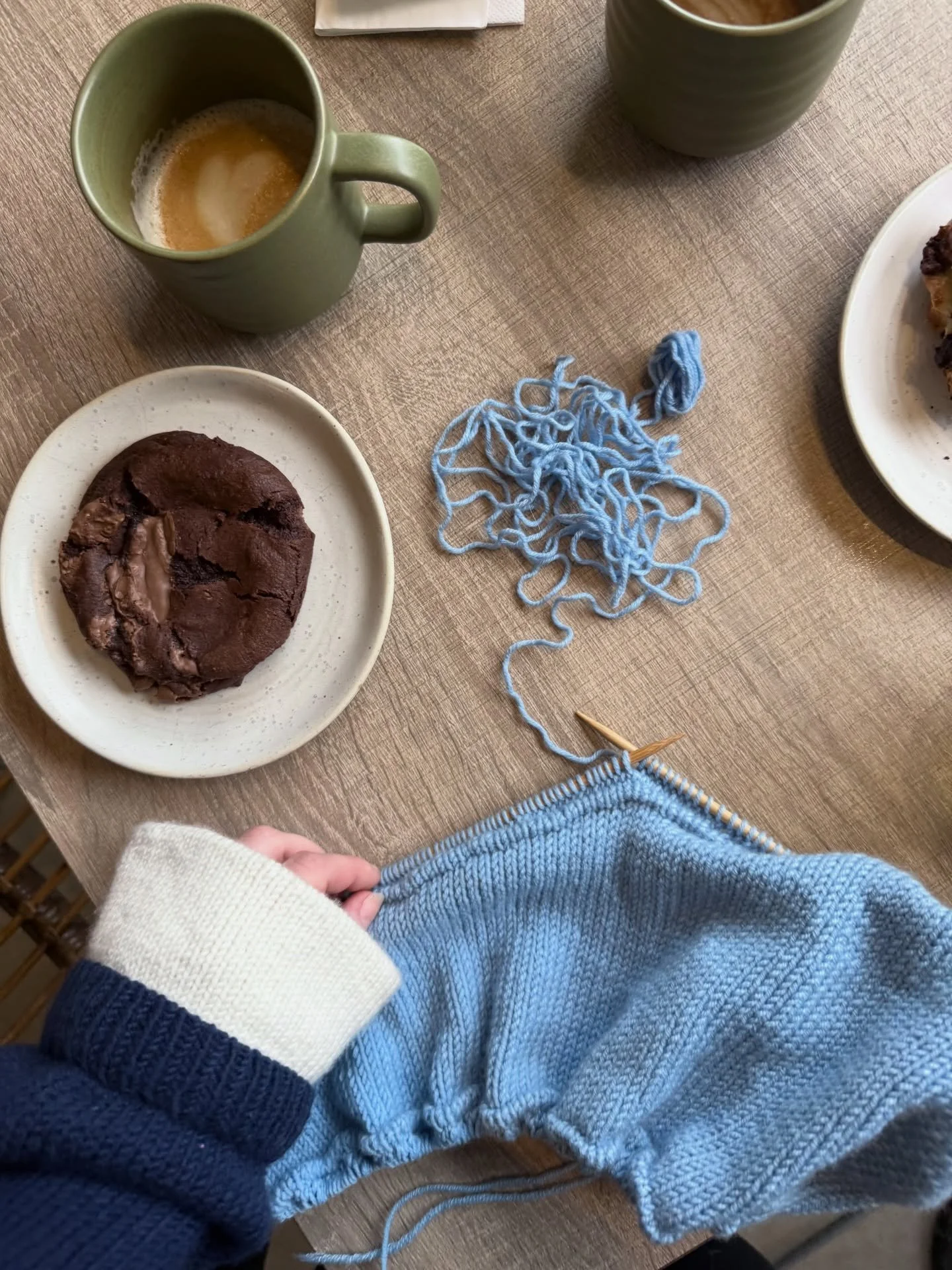 could not keep my hands from this blue any longer 🩵 as you can tell by the curly wurly yarn, i have unraveled this project more times than i could count, but i think i finally got it!!

i am beyond excited for spring and colours and light and flower