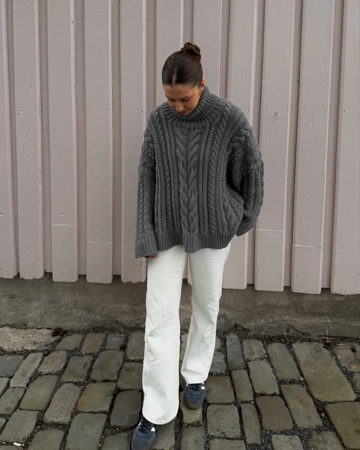 PASTRY SWEATER 🥐🥮🍨🍰🥯🍕

ut p&aring; vift i min nye favoritt!! denne profilen har hatt engelsk som hovedspr&aring;k i alle &aring;r, og siden den ble opprettet da jeg bodde i portugal- f&oslash;ltes det veldig naturlig. 

jeg har s&oslash;kt mer 