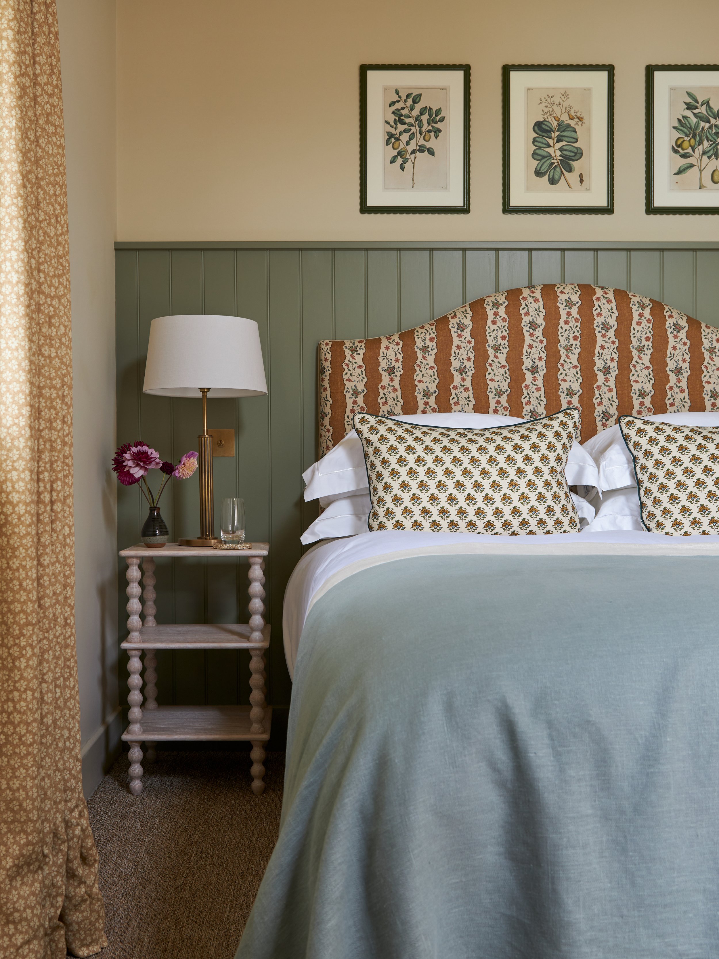 The Woodcote - Clover Room 2.jpeg