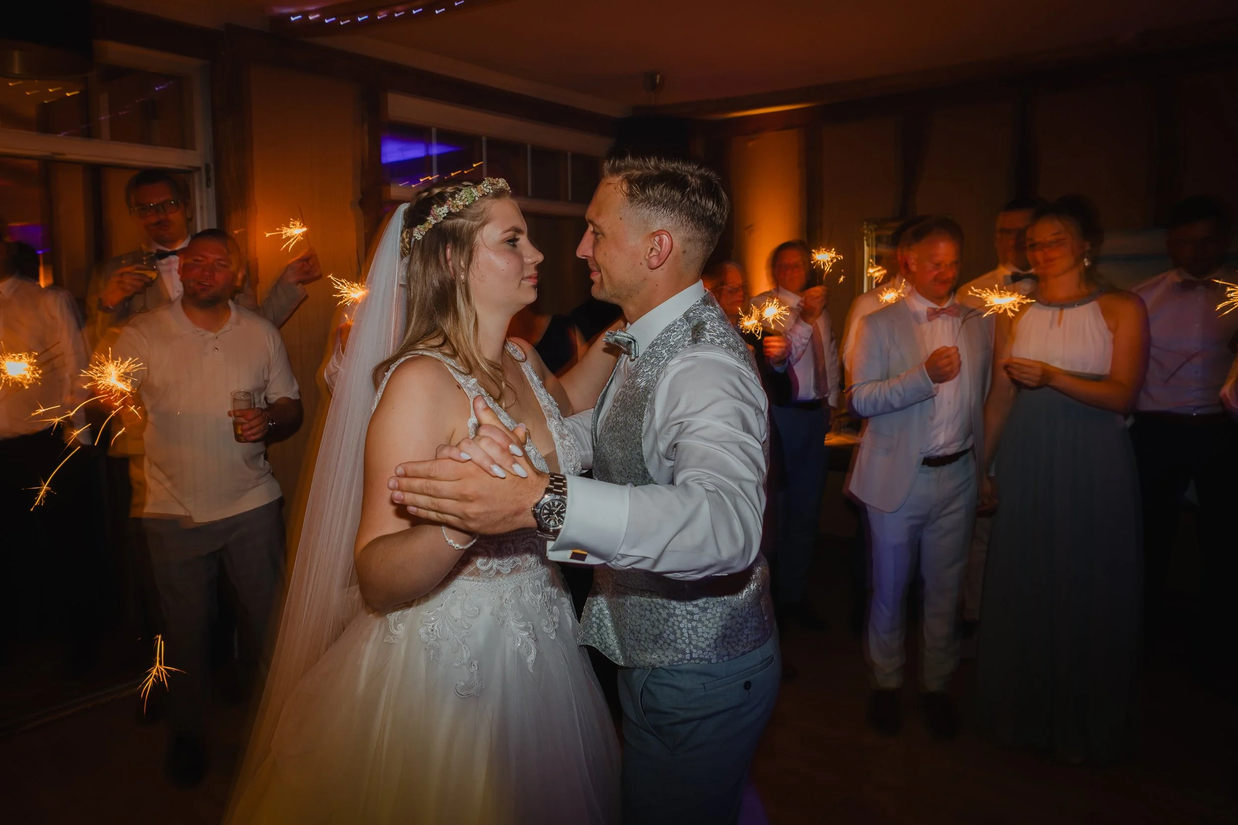 111_Brautverliebt_Hochzeit_Hochzeitsfotografie_Luebeck_Hamburg_20250904.jpg