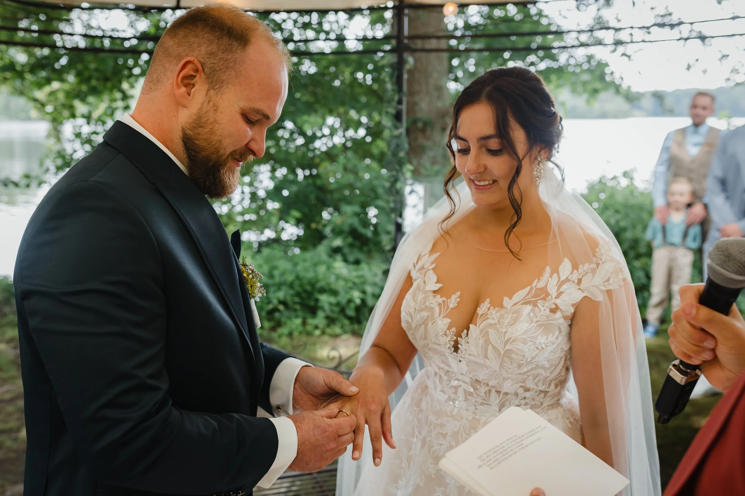 Brautverliebt_Hochzeit_Hochzeitsfotografie_Luebeck_Hamburg_20250802_85Brautverliebt_Hochzeit_Hochzeitsfotografie_Luebeck_Hamburg_20250802_39.jpg