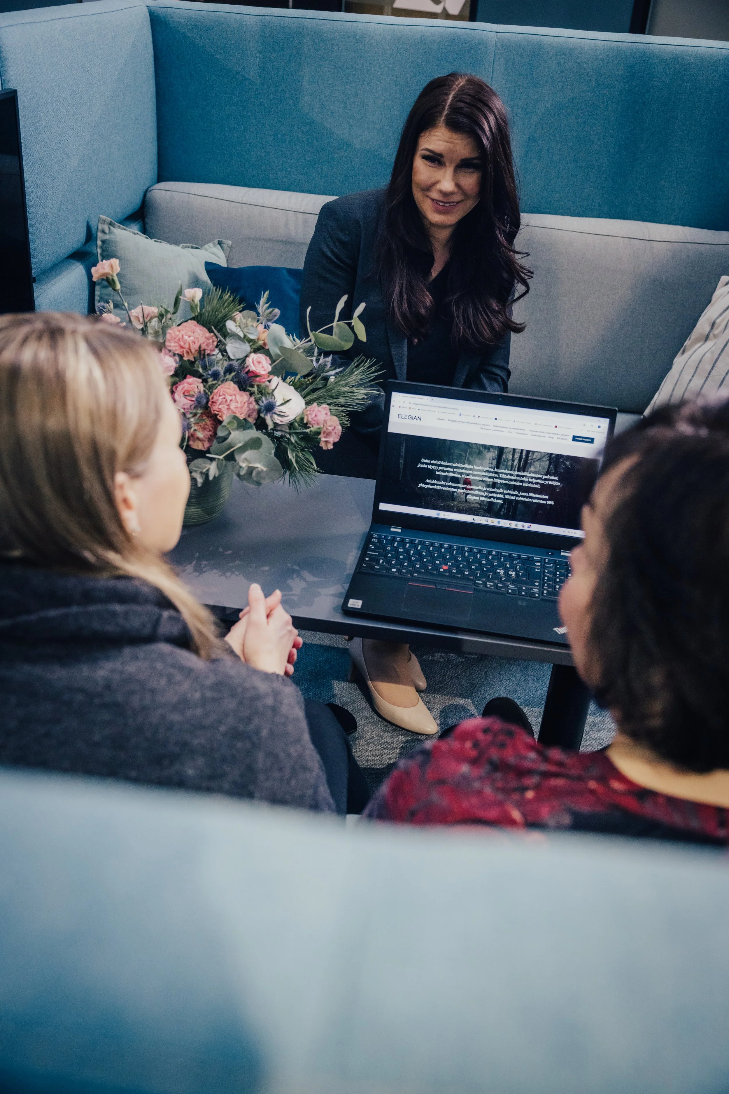 Elegianin vastuullisuus, 16. rauha, oikeus ja hyvä hallinto