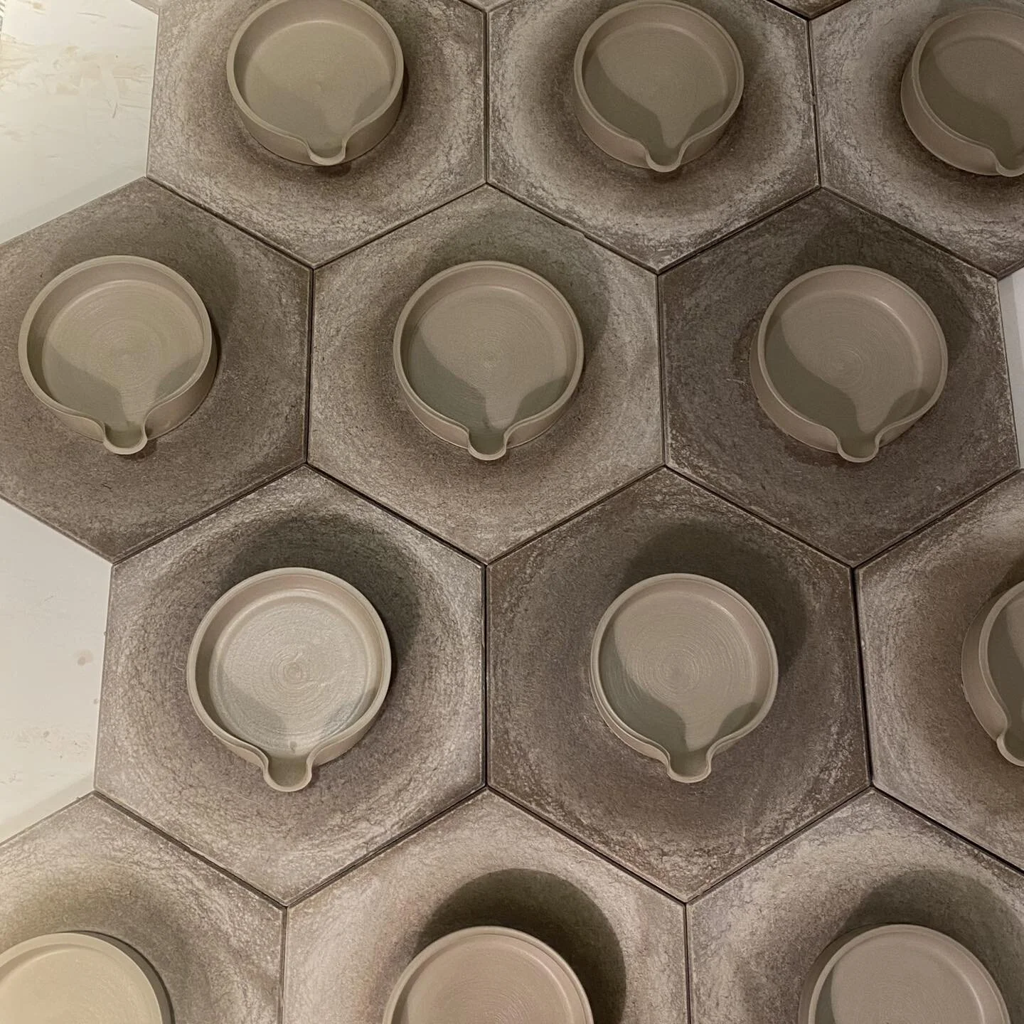 There are many benefits of getting handson with stoneware clay and