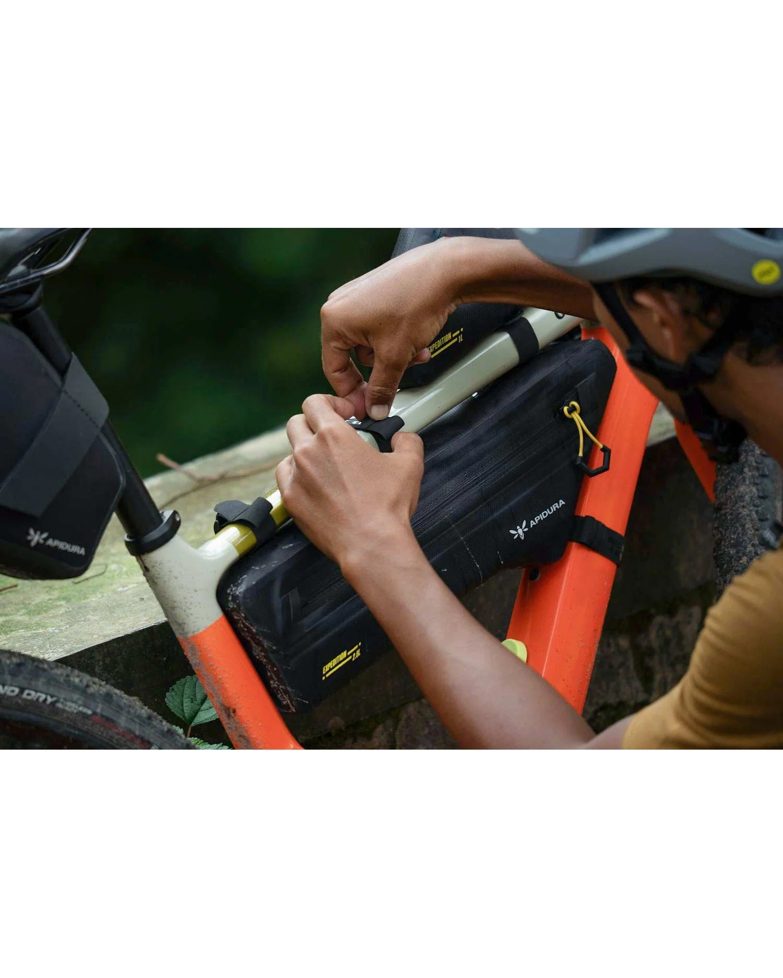apidura_expedition_frame_pack_2_8l_04.jpg