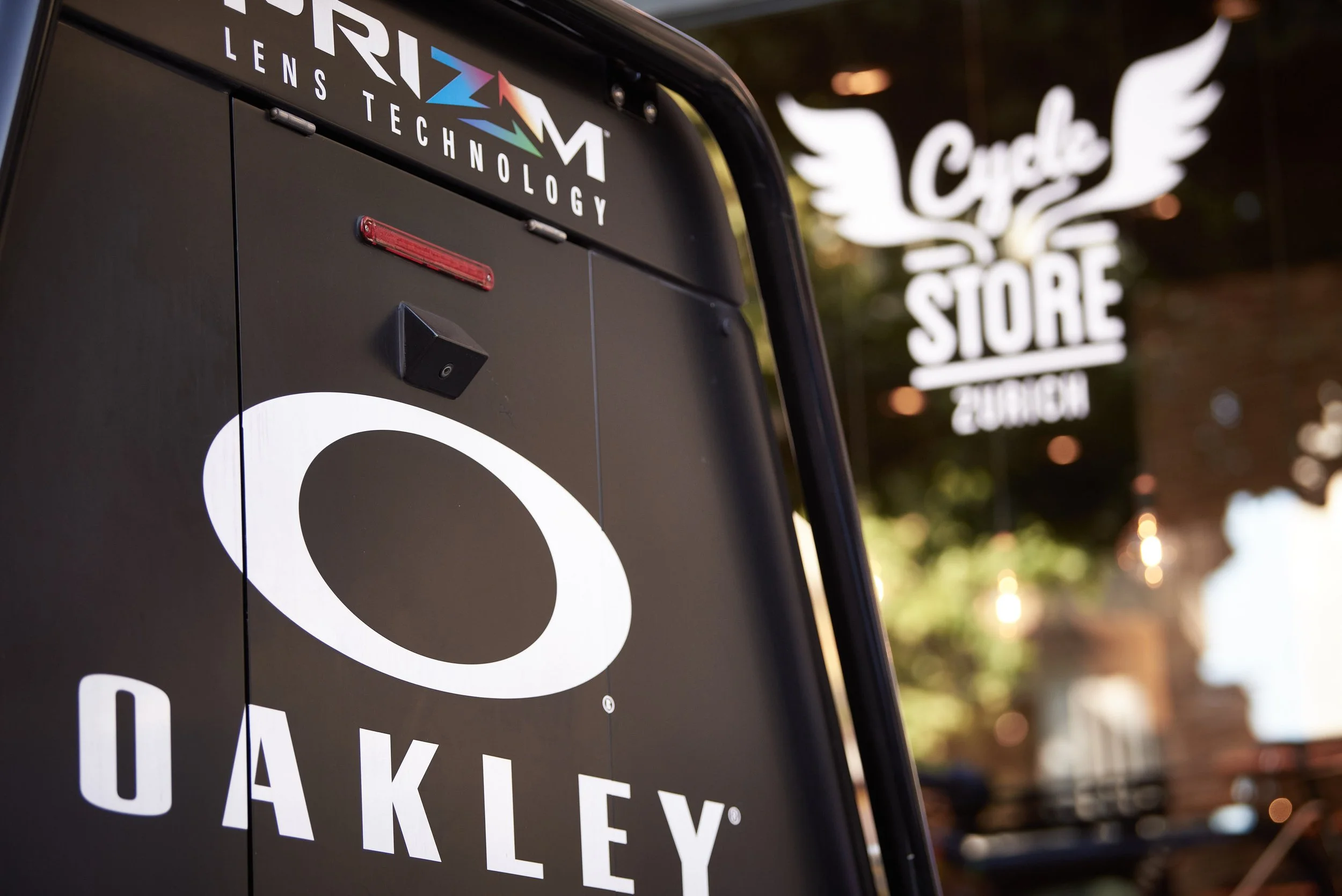 OAKLEY X CYCLE CLUB ZURICH.