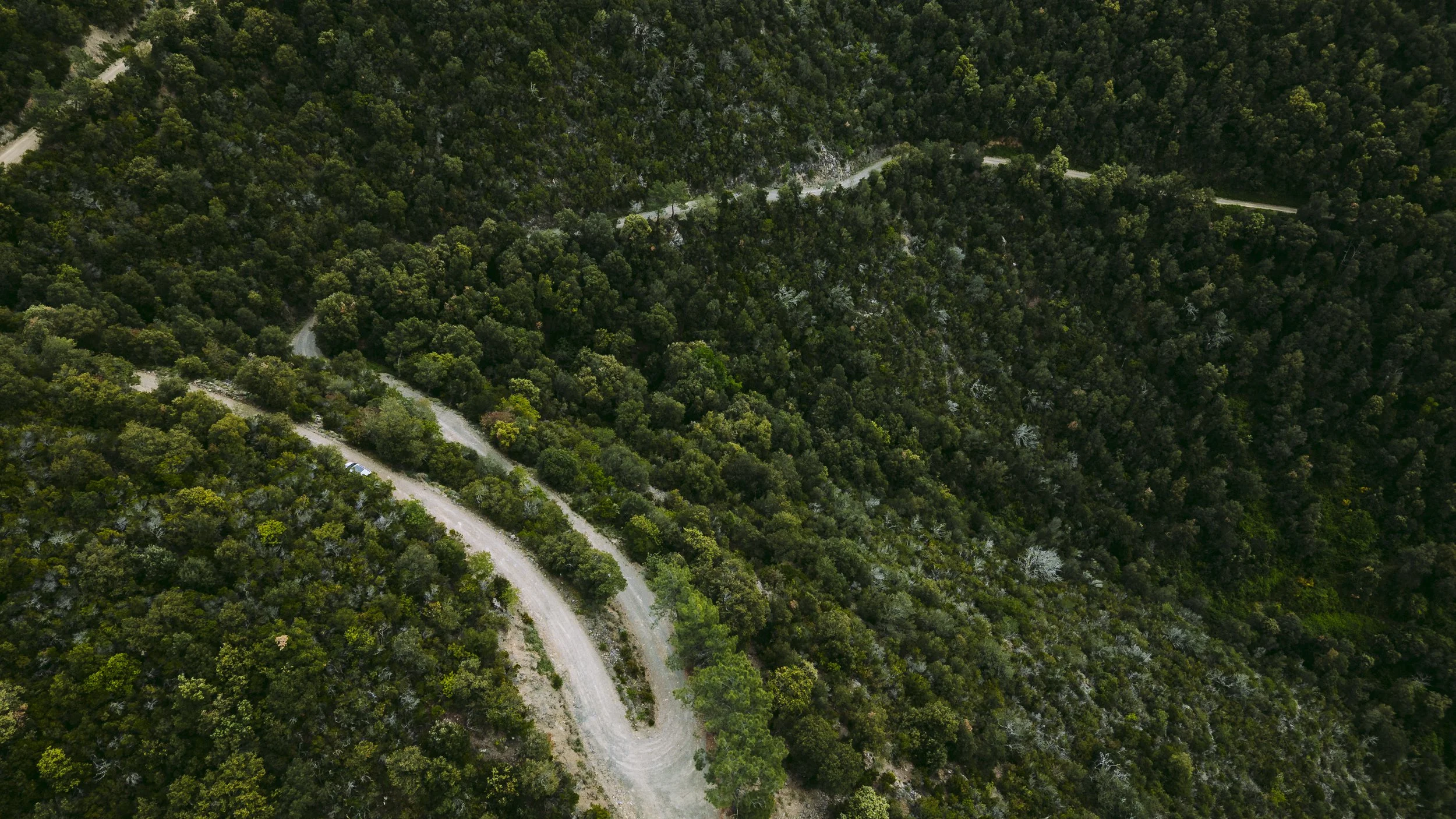 brazodehierro_pasnormalstudios_sale summit girona_day 2_drone_photo-0236.jpeg