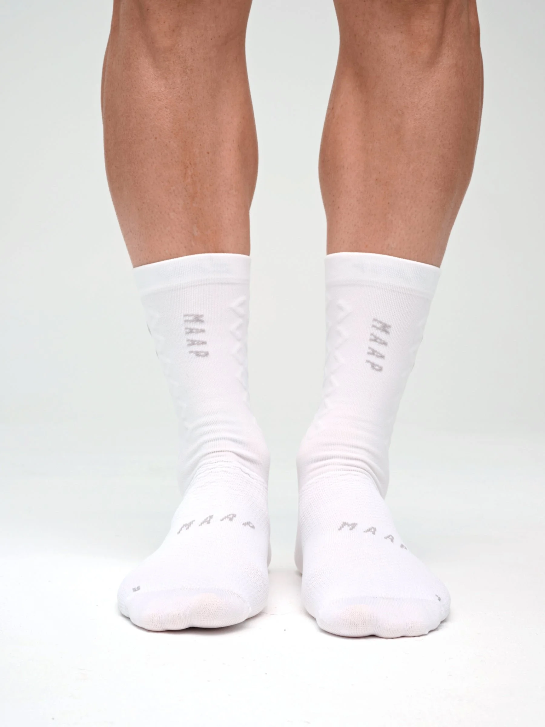 MAUSO260126_WHIT.Sock_PDP_04.jpg