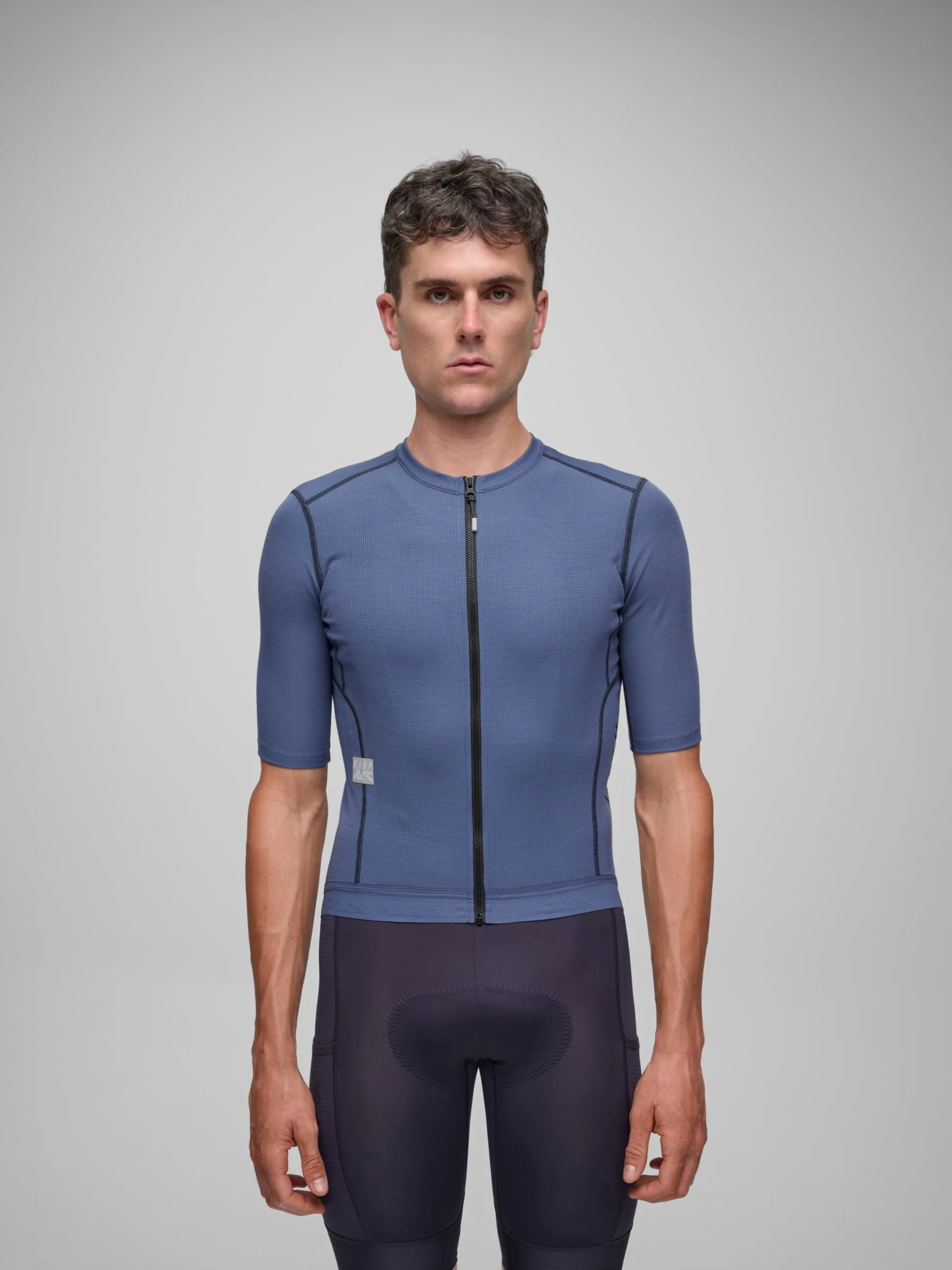 MPMJE241326_BIJO.Alt_RoadJersey2.0_PDP_01.jpg