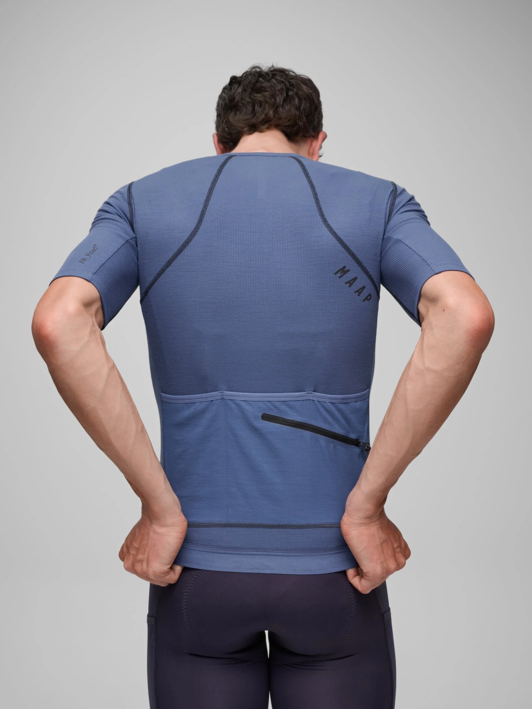 MPMJE241326_BIJO.Alt_RoadJersey2.0_PDP_03.jpg