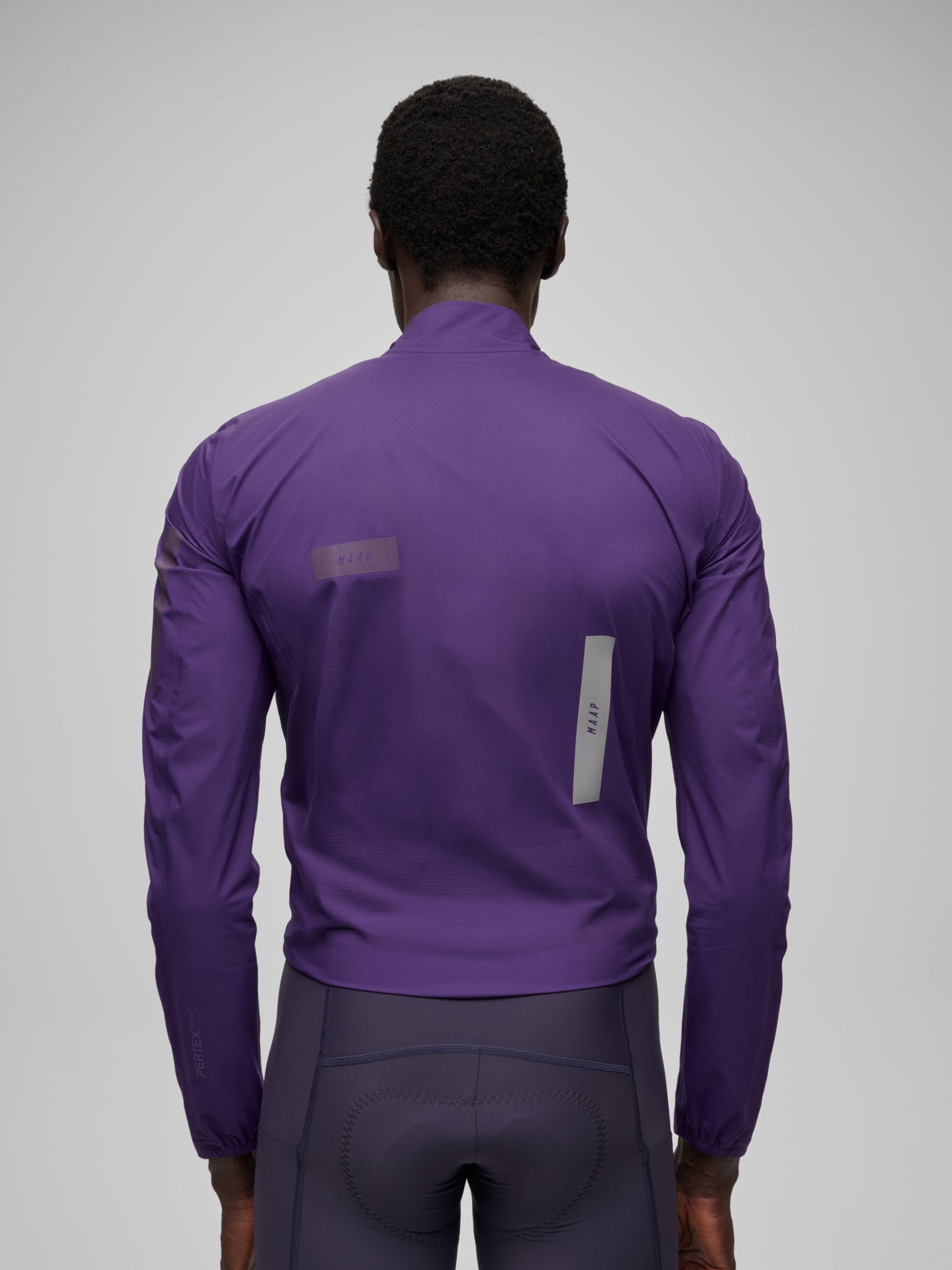MPMJA200526_PHNP.AtmosJacket_PDP_04.jpg