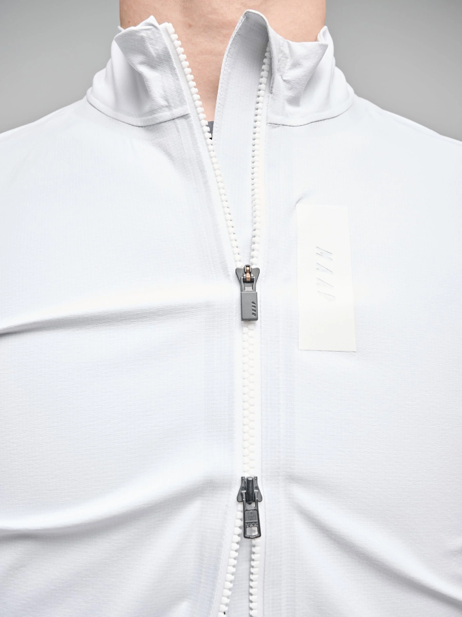 MPMJA200525_WHIT.Atmos_20Jacket_PDP_05.jpg