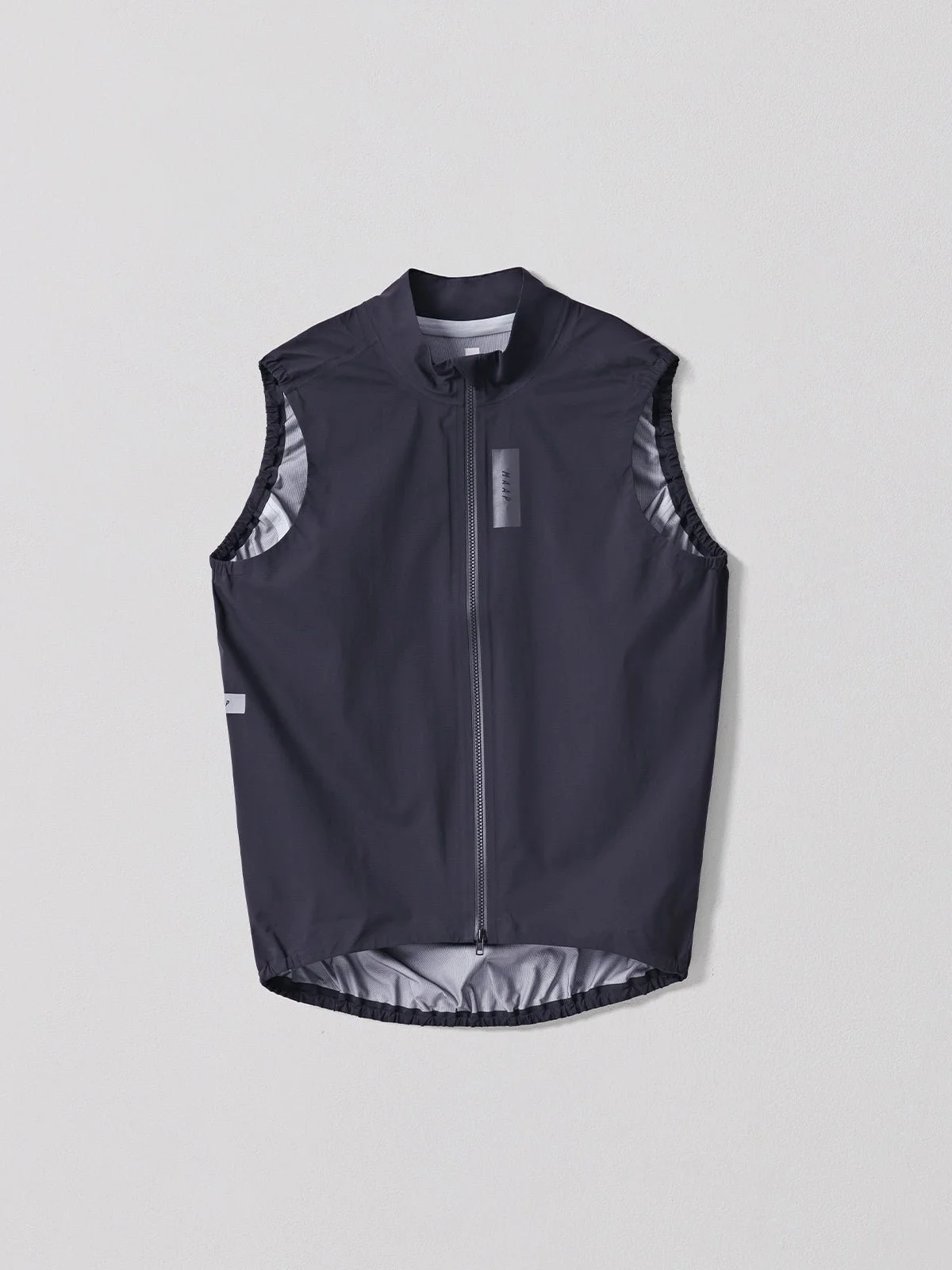 MAP-MAV129_BLK.ATMOS_20VEST_BLACK_PDP_SPECS_03_DESKTOP_007c2602-b6c0-444e-a5dc-b1fa63731f4f.jpg