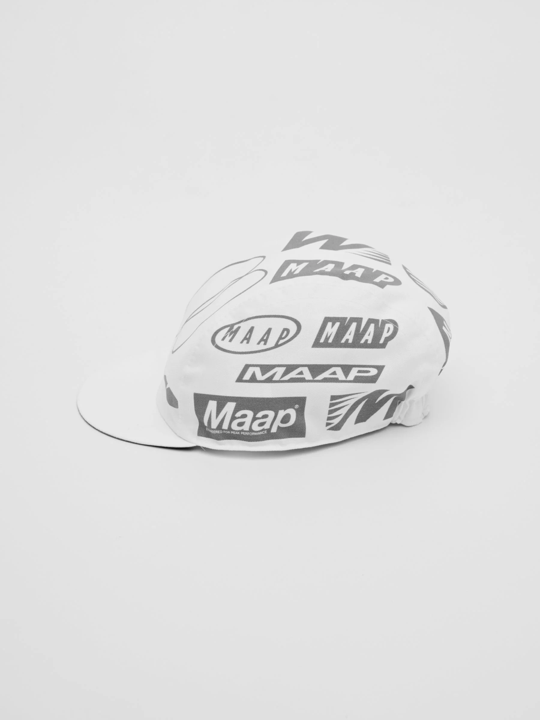 MAUHW250325_WHIT.DromeCap_PDP_02.jpg
