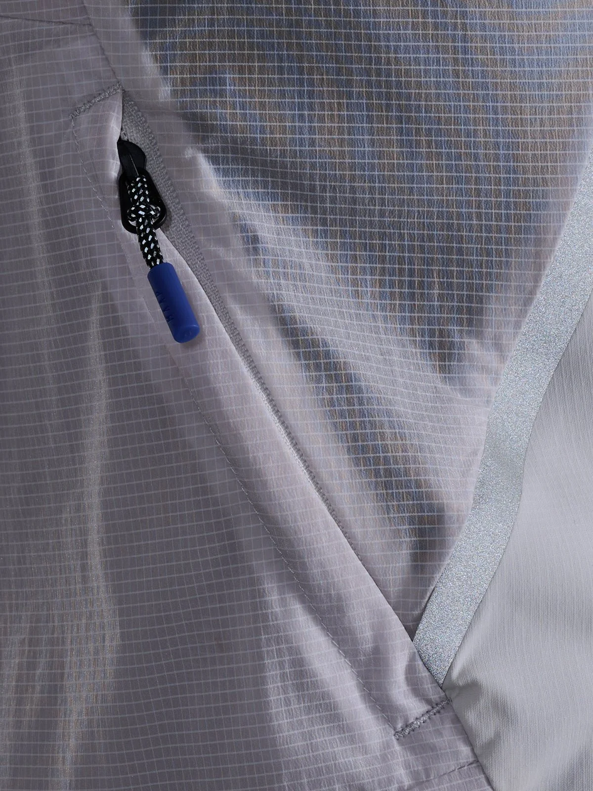 Flow_20Insulated_20Jacket_PDP_FEATURE_5_0321da72-754c-4dda-8309-e5a96917523a.jpg