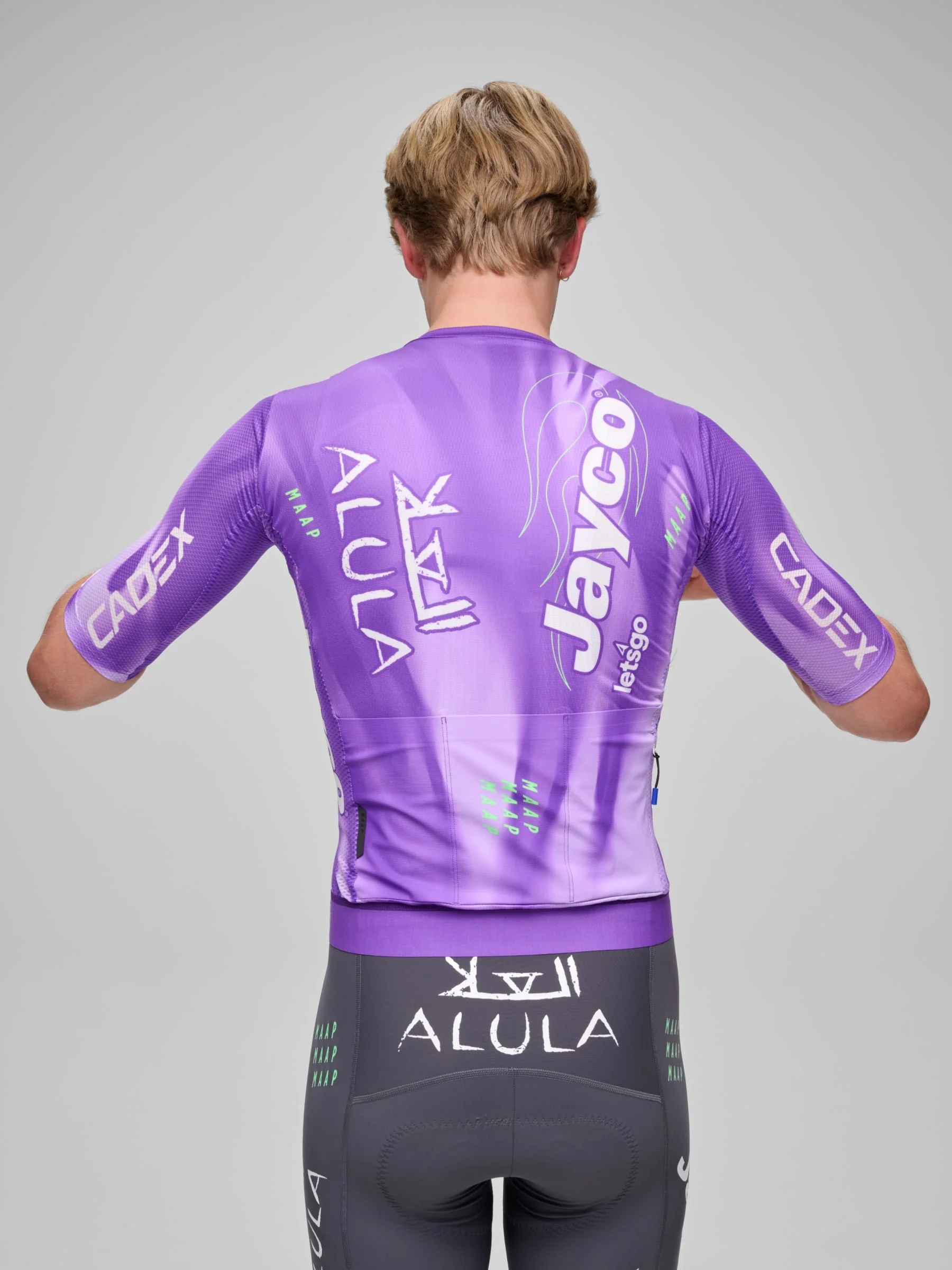 MPMJE262326_ELCP.GreenEDGE26ProAirJersey3-0_PDP_04.jpg