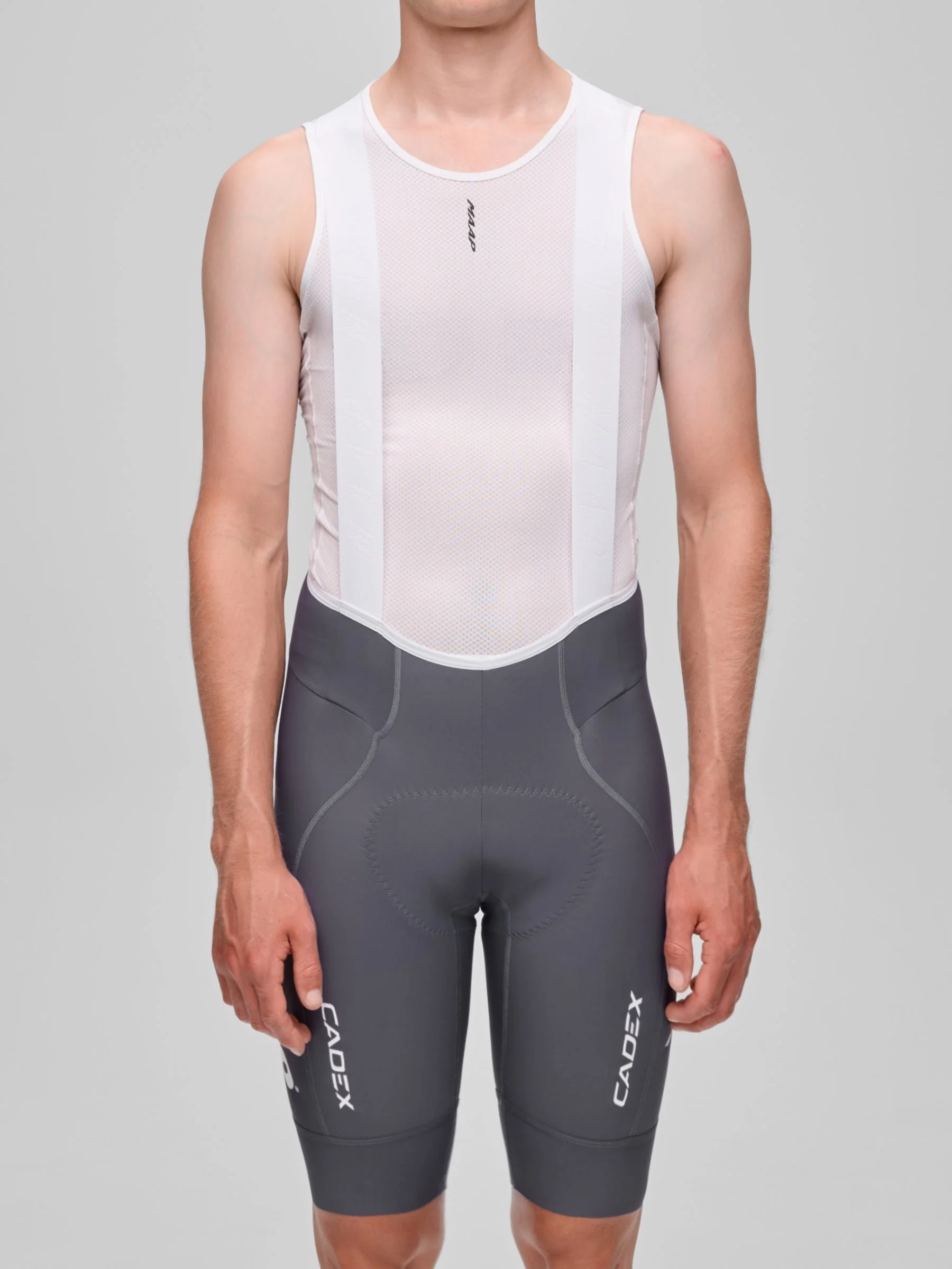MPMBS262126_ODWT.GreenEDGE26TeamBibEvo_PDP_02.jpg