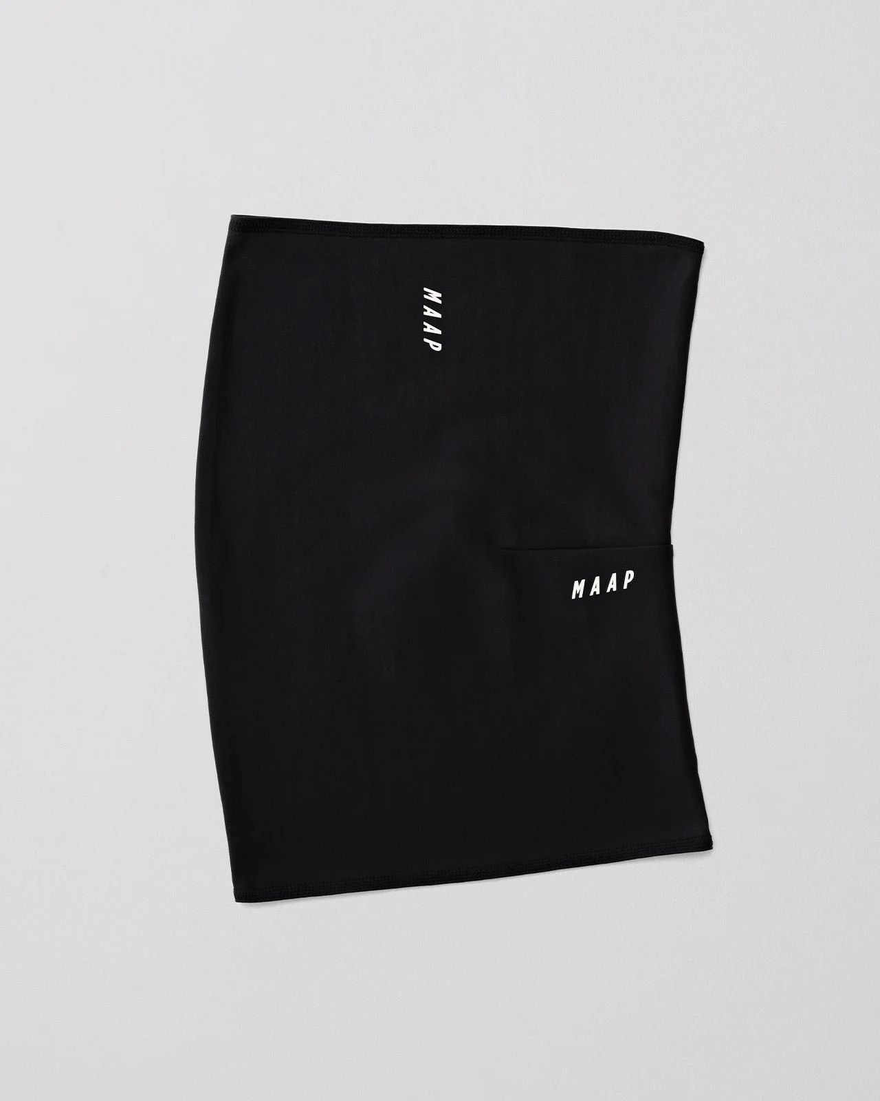 MAP-MWC012_BLK.Neck_20Warmer_Black_PDP_HERO_01_DESKTOP.jpg