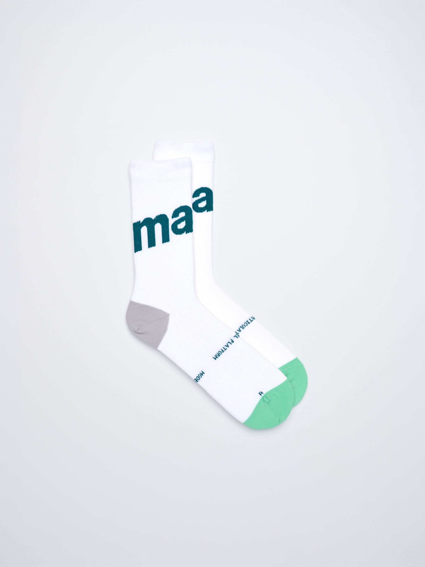 MAUSO261026_WHIT.Sock_PDP_02.jpg