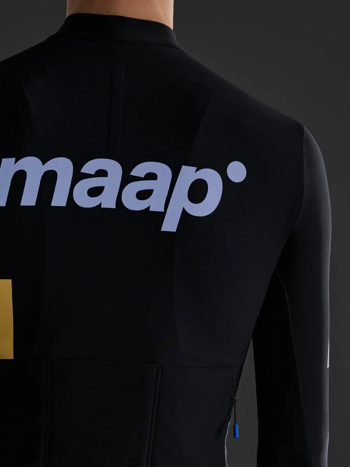 MPMLS201724_BKLA.Training_20Thermal_20LS_20Jersey_BlackLavender_PDP_FEATURE_1_bb0cb517-51b0-4649-8c02-e5f6f39245c0.jpg