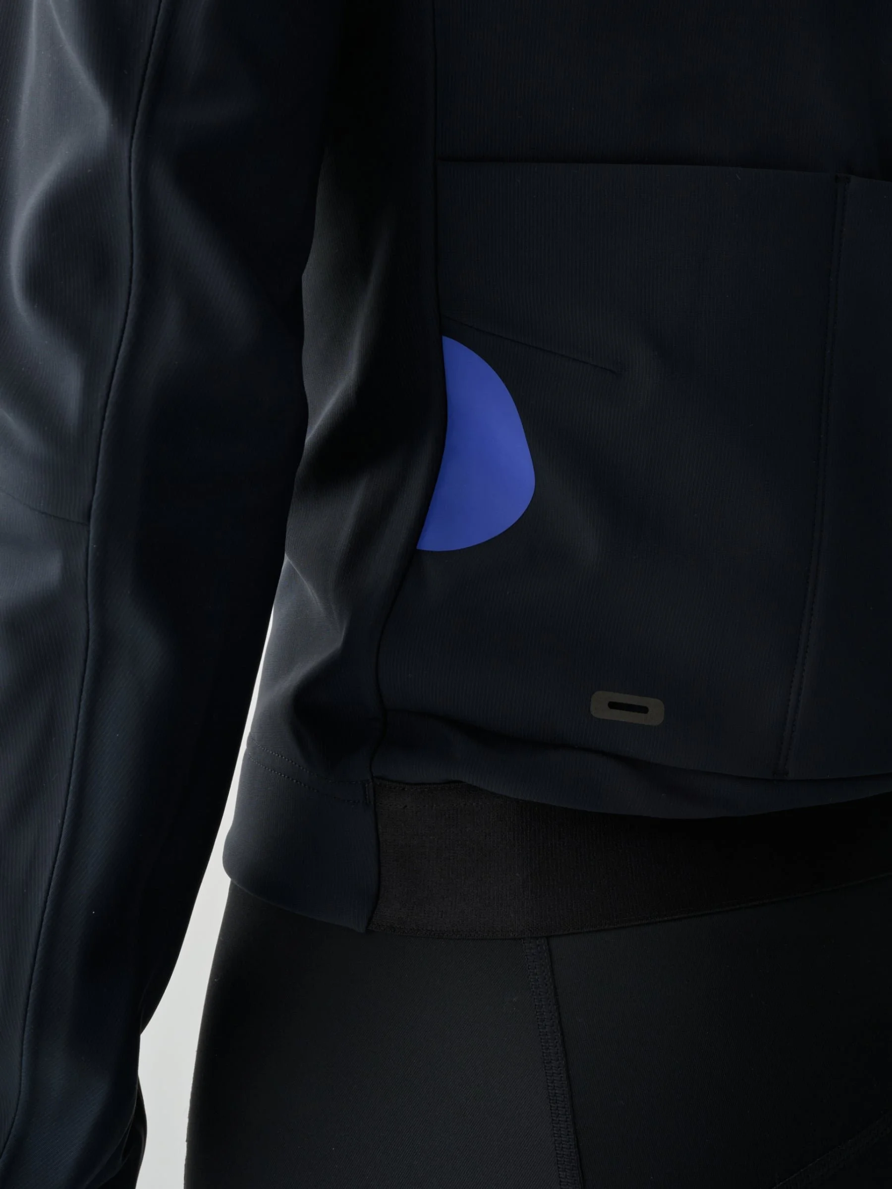 MAP-MAR120_BLK.Training-Winter-Jacket_Black_PDP_05.jpg