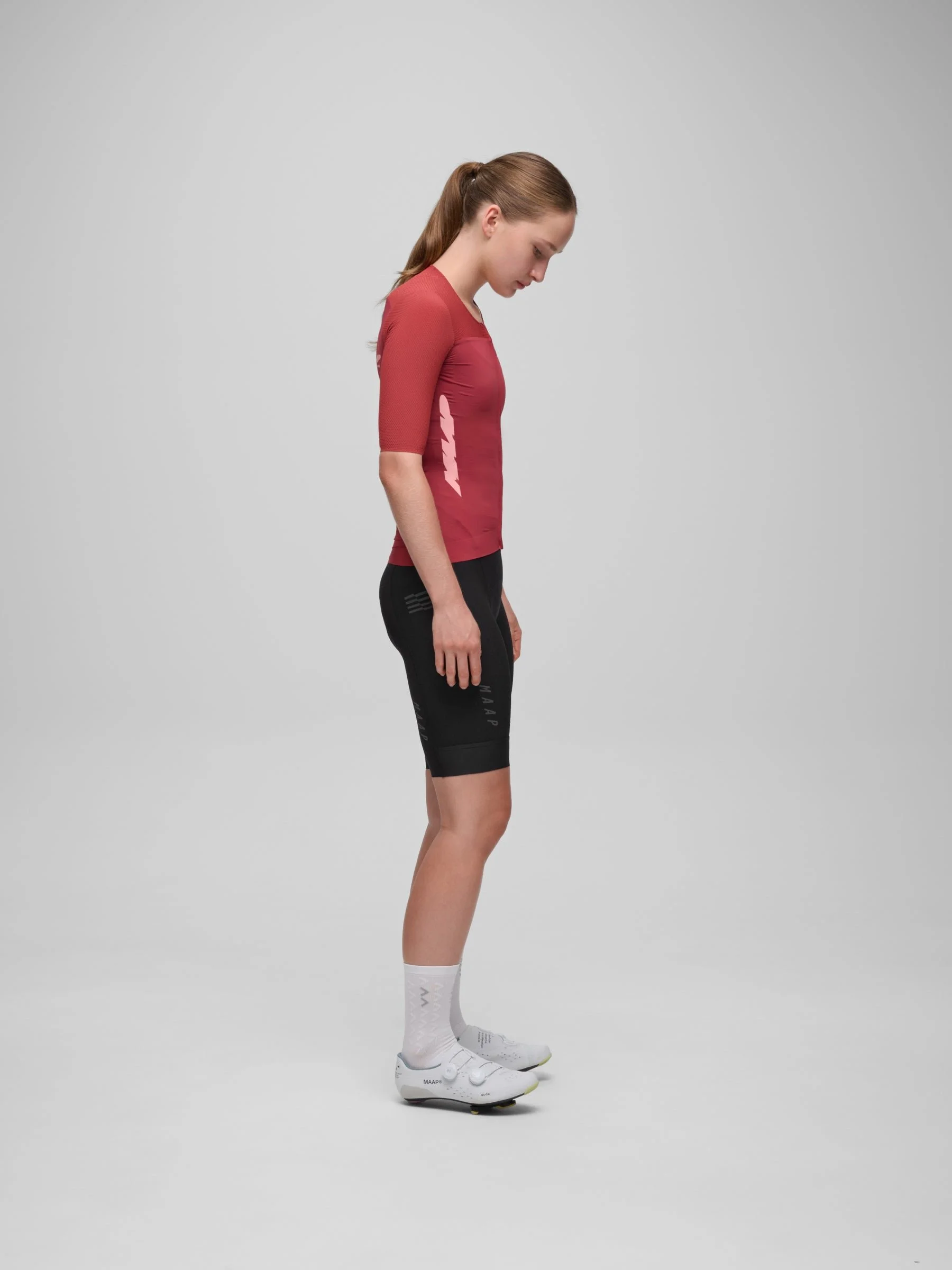 MPWJE250526_CRIM.Women_27sEclipseProRaceJersey_PDP_02.jpg