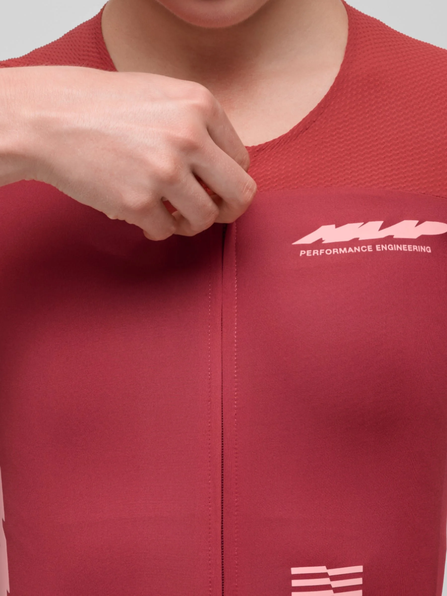 MPWJE250526_CRIM.Women_27sEclipseProRaceJersey_PDP_06.jpg