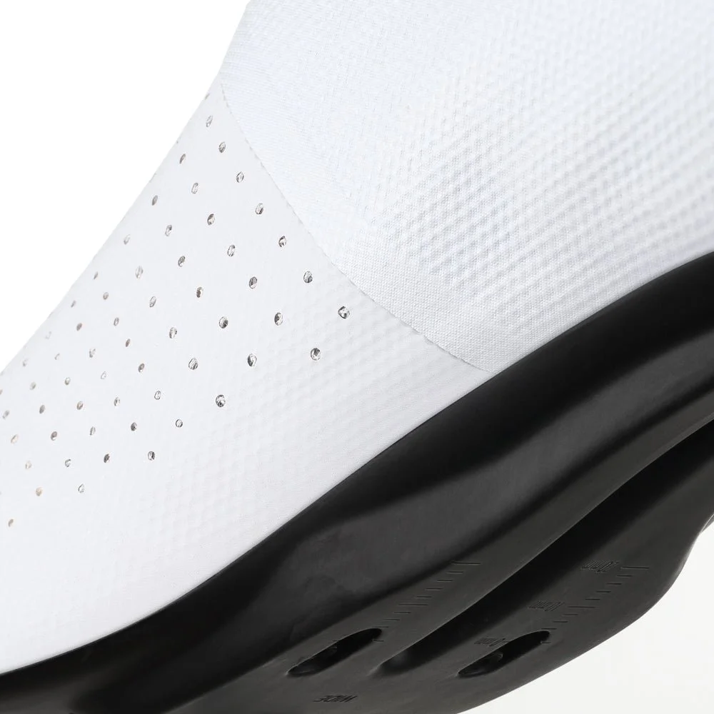 tpr2bmw1c2020_5_fizik-tempo-decos-carbon-wide-white-white_2.jpg