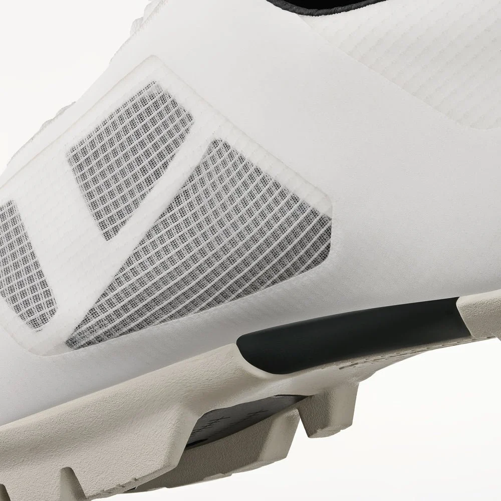 vex3bpr1v2020_6_fizik-vento-proxy-white-shoes_2.jpg