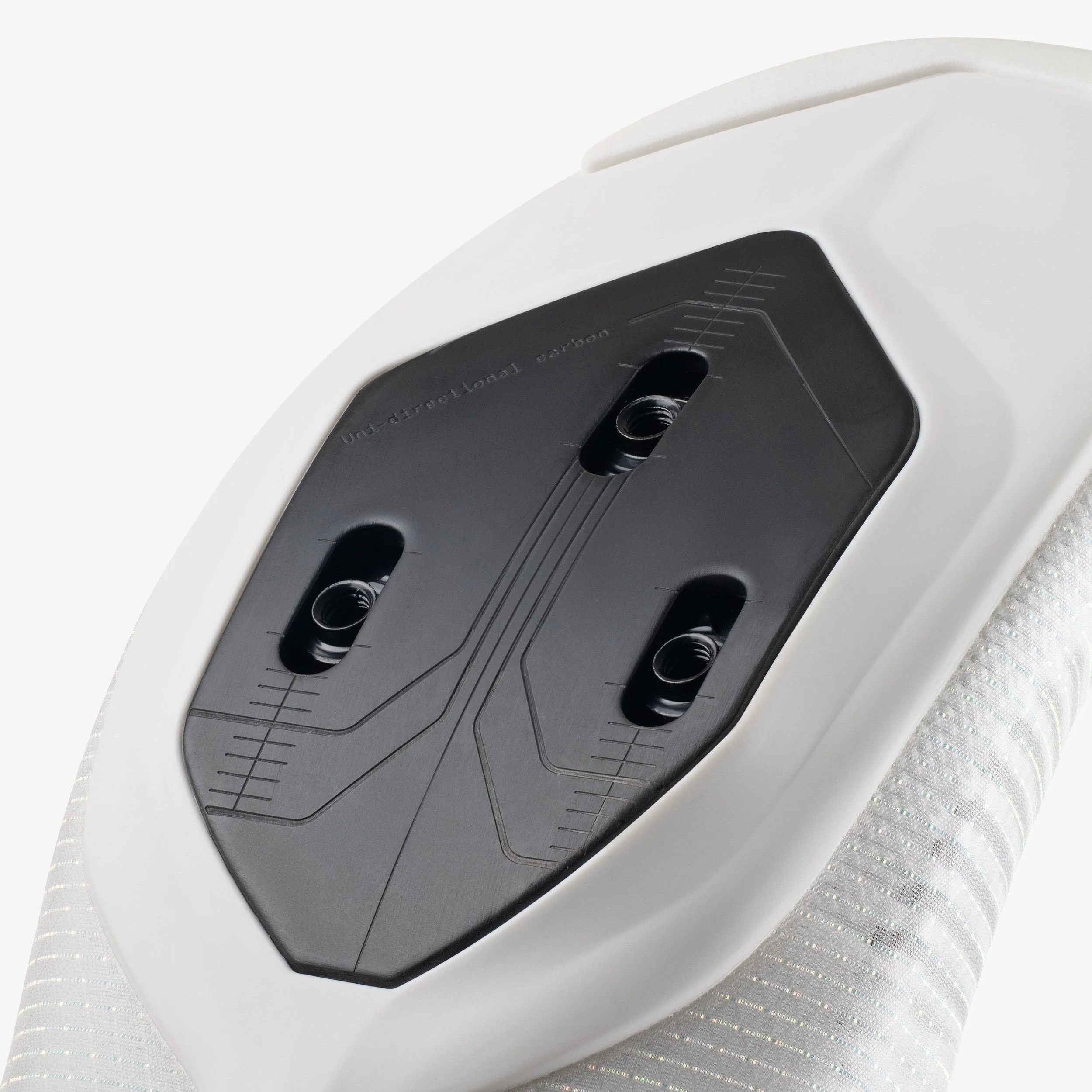 VER1DMR1C2020_5_fizik-vento-vega-carbon-white-white-shoes.jpg