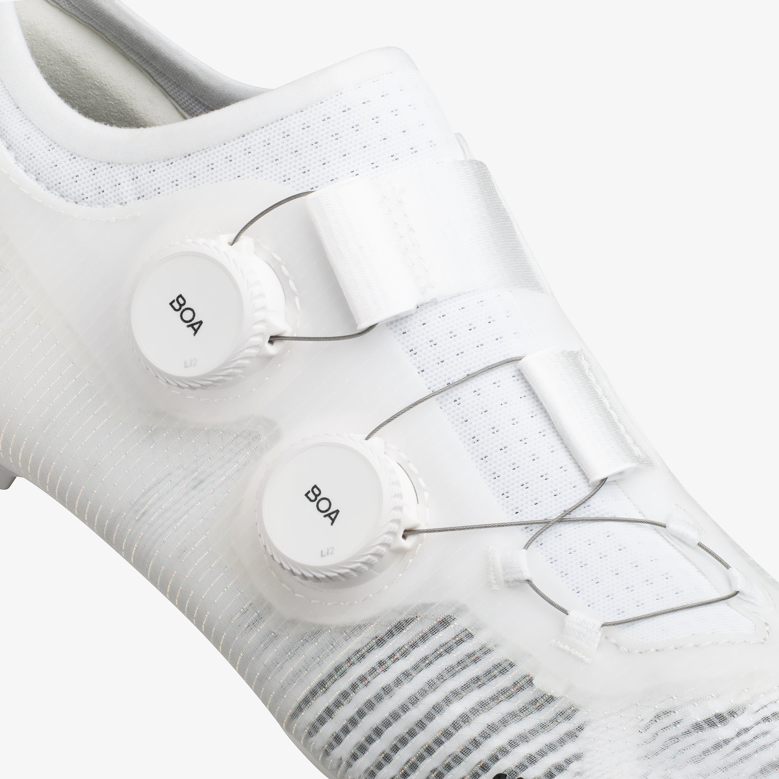 VER1DMR1C2020_6_fizik-vento-vega-carbon-white-white-shoes.jpg
