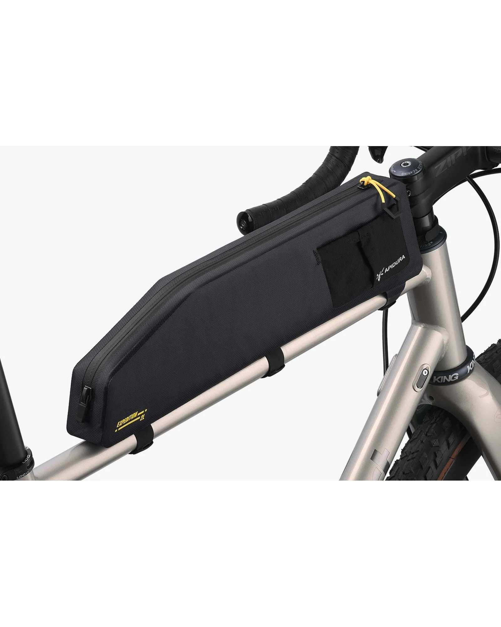 apidura_expedition_long_top_tube_pack_2l_04.jpg
