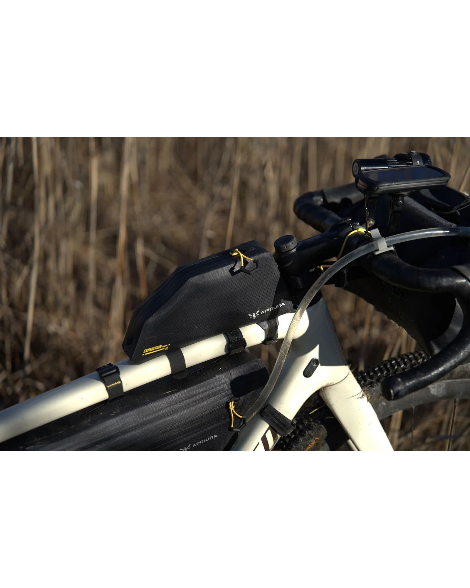 apidura_expedition_top_tube_pack_1l_04.jpg