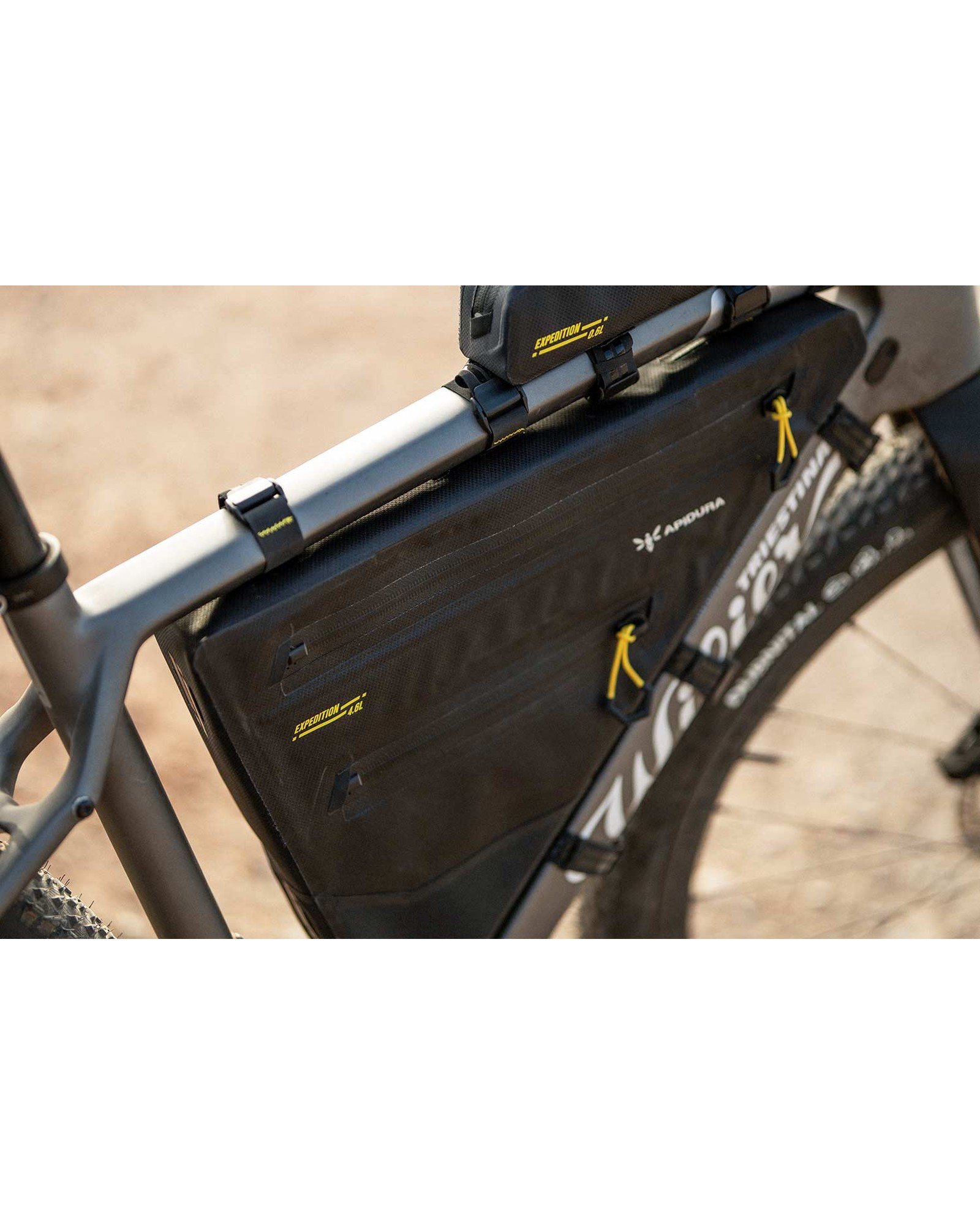 apidura_expedition_full_frame_pack_6_8l_05.jpg