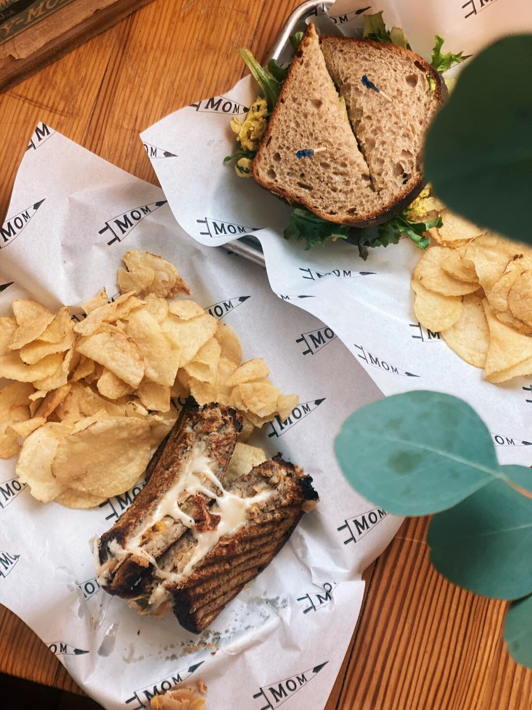 ↡ This week's sandwiches ↡

Curry Chicken Salad
↠ Ithaca Red Gate Grocer chicken with curry, cashews, raisins, celery, and spring mix on @flourandsalt sourdough

Kimchi Grilled Cheese
↠ Hawthorne Valley kimchi with mozzarella on Flour &amp; Salt buck