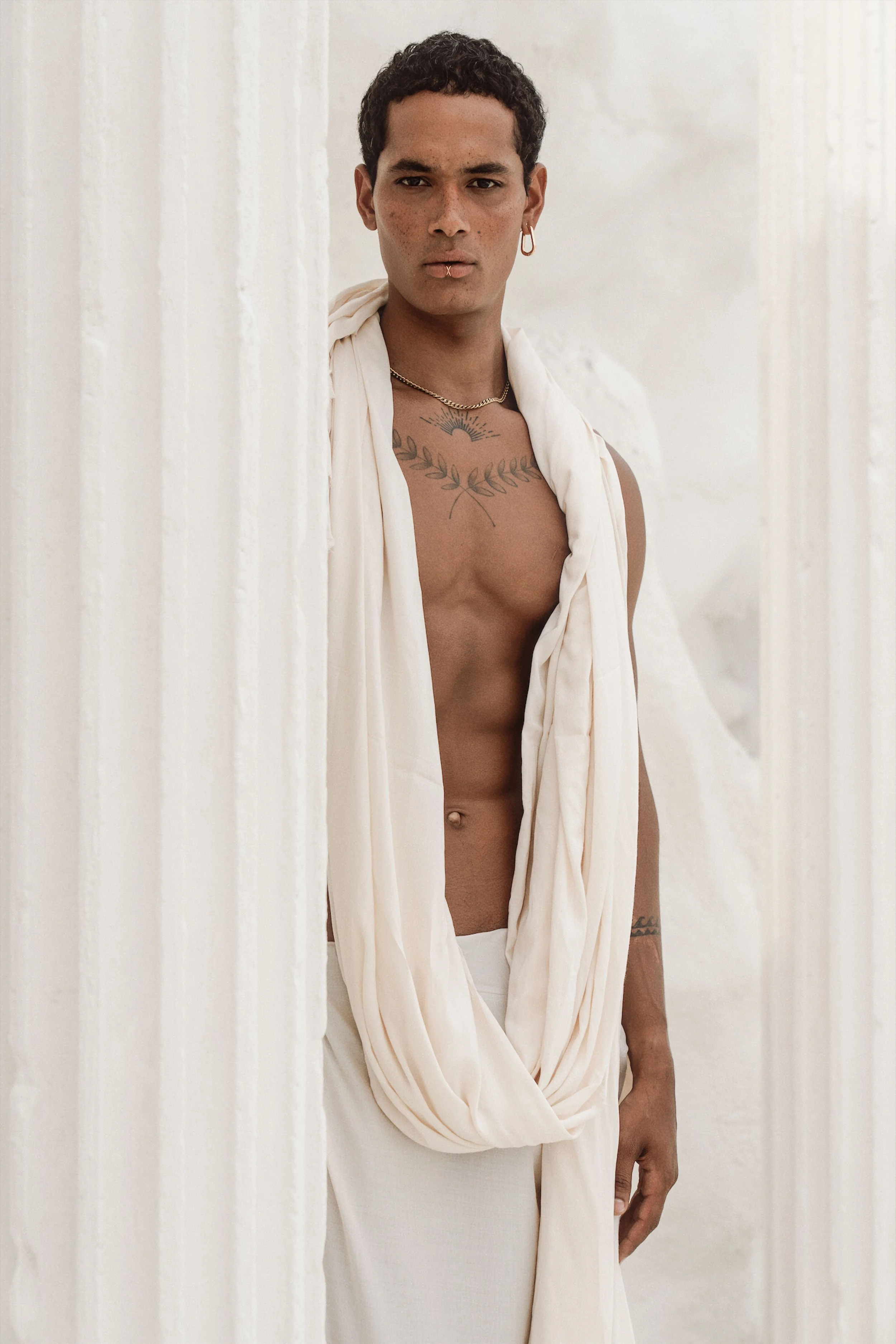 Tezza-8146 copy 2.jpg