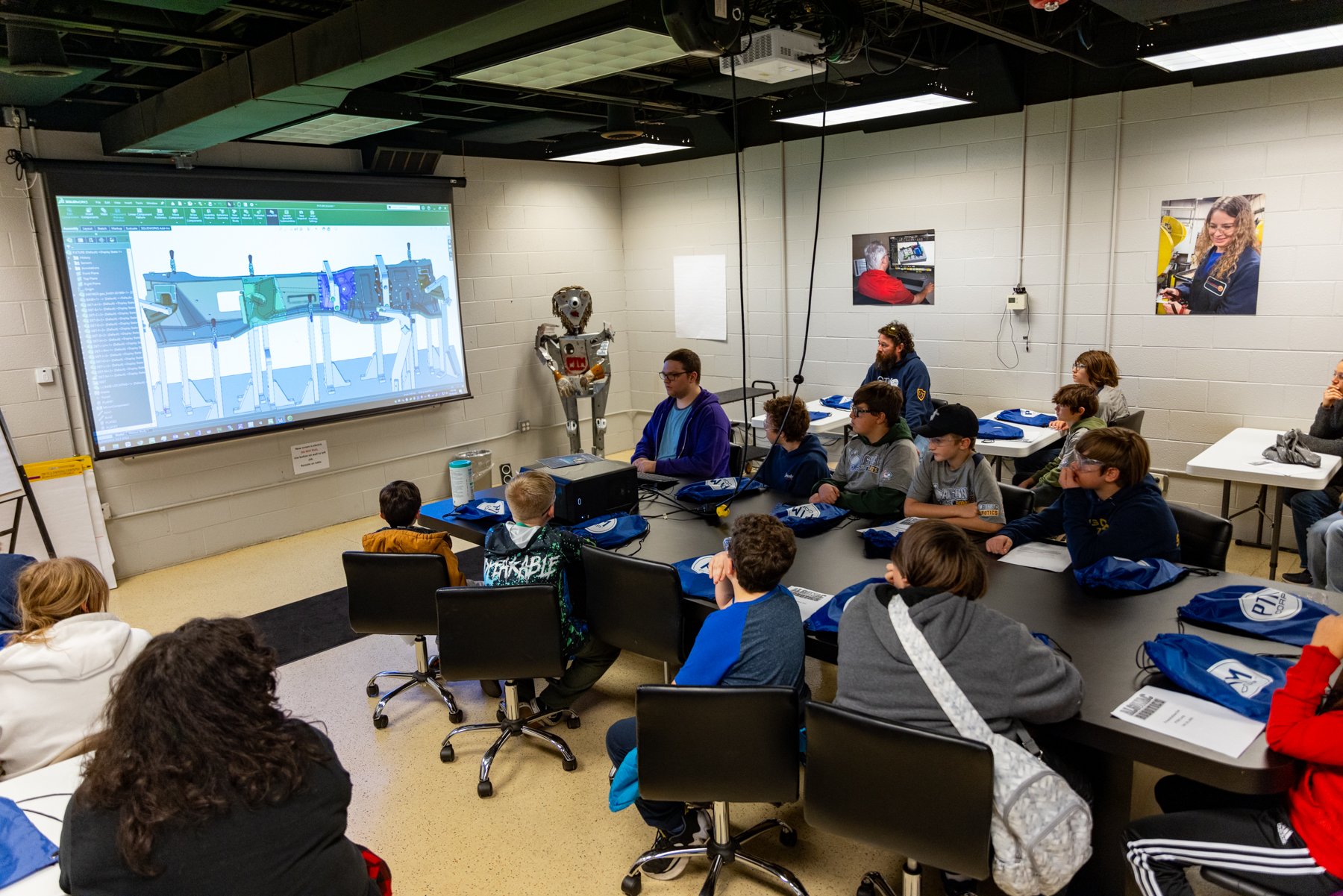 Algonac_Robotics_Visits_PTM-38.jpg