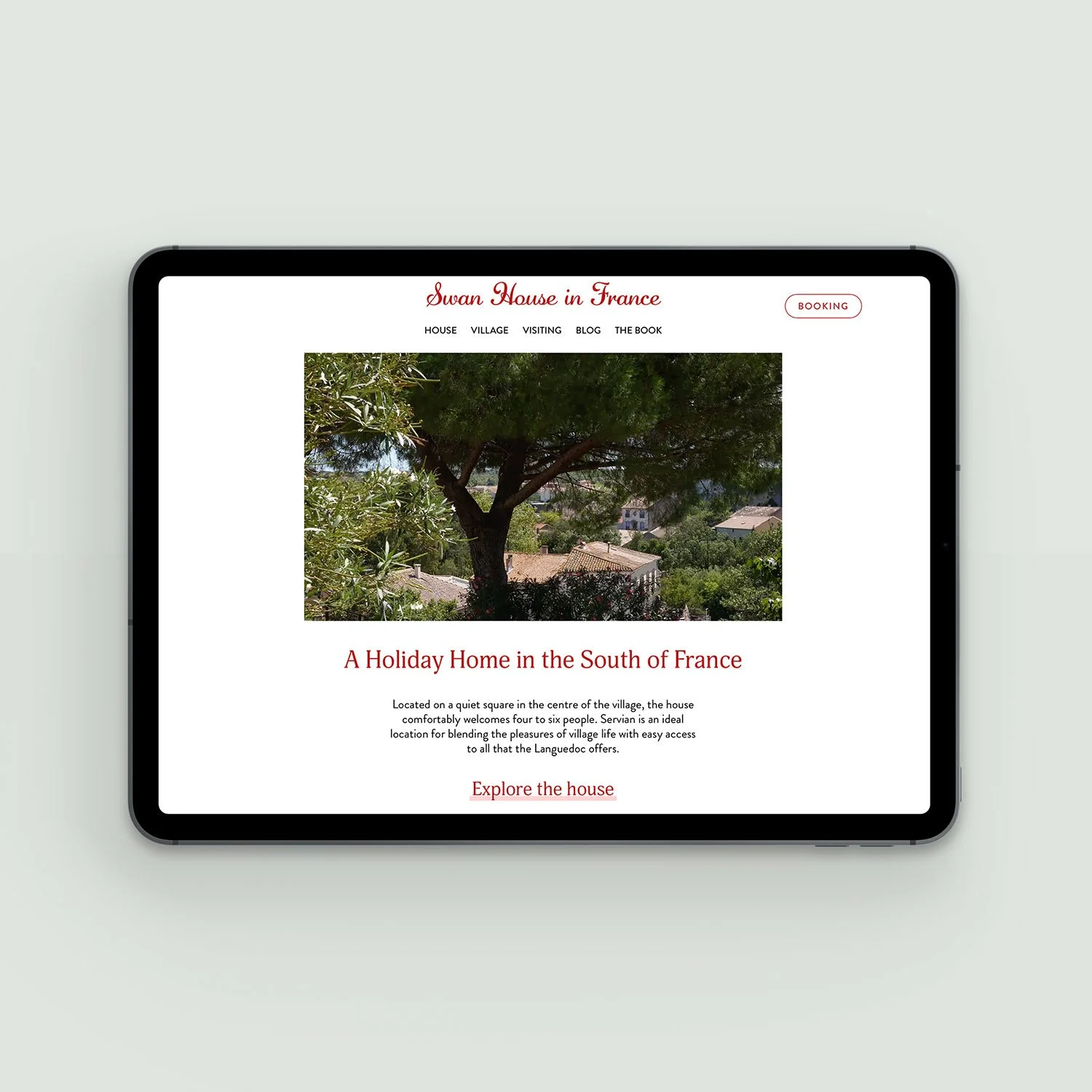 Swan House in France 
Holiday House, Servian