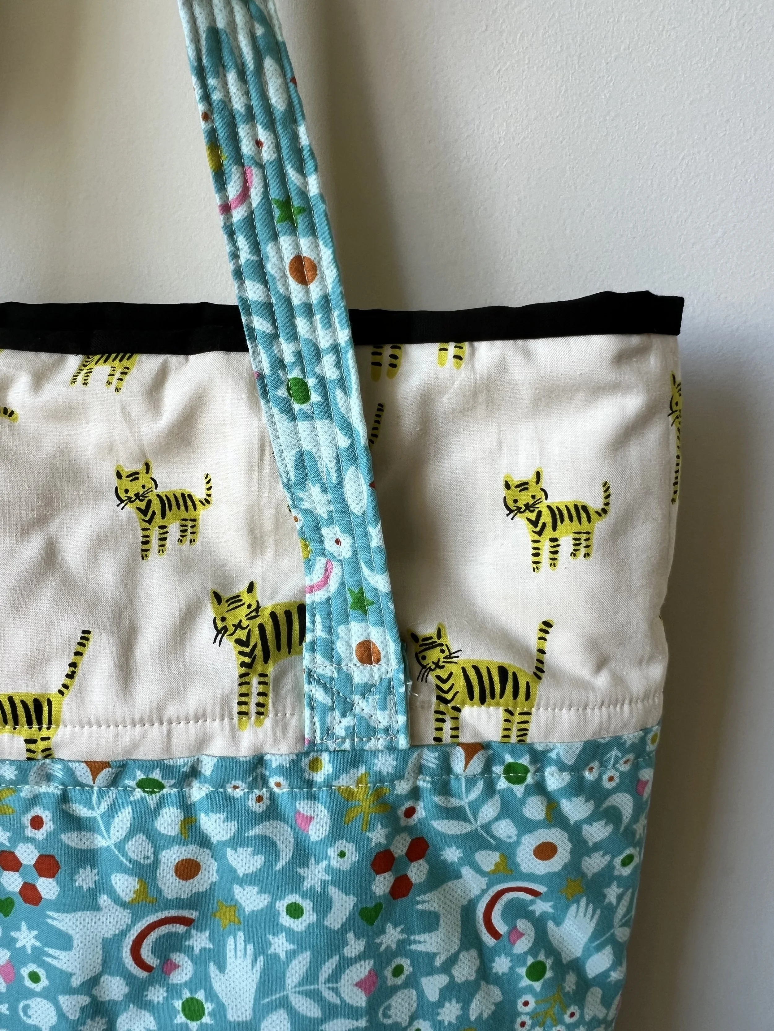heatherbohannonarttote2c.jpeg