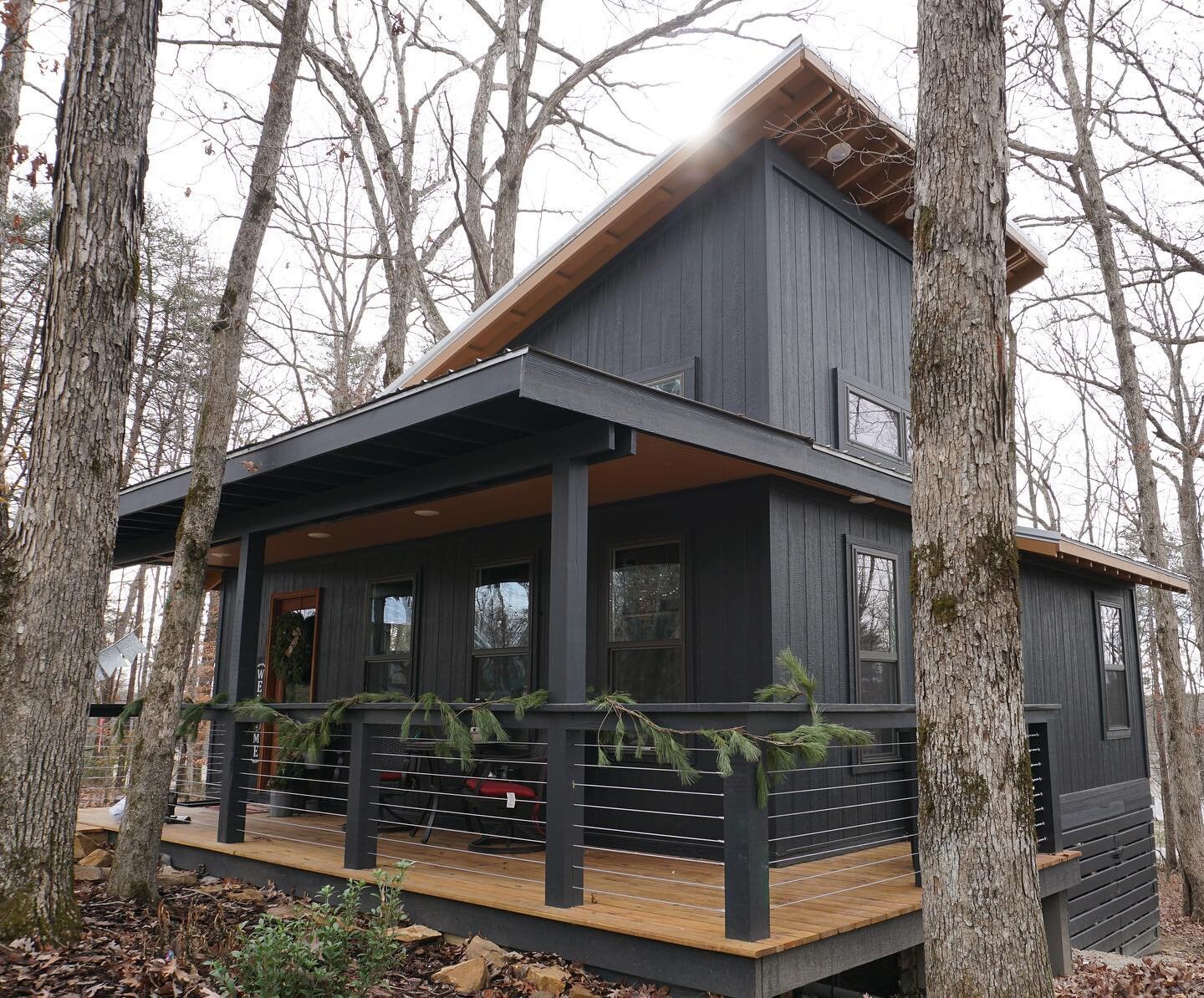 Welcome to @naturesnooktn. A tiny home located in Tracy City, TN now available on Air BNB. Built with its unique plywood walls and sloped ceilings, it makes the interior not only stand out but opens up to make everything not seem so small. Please get