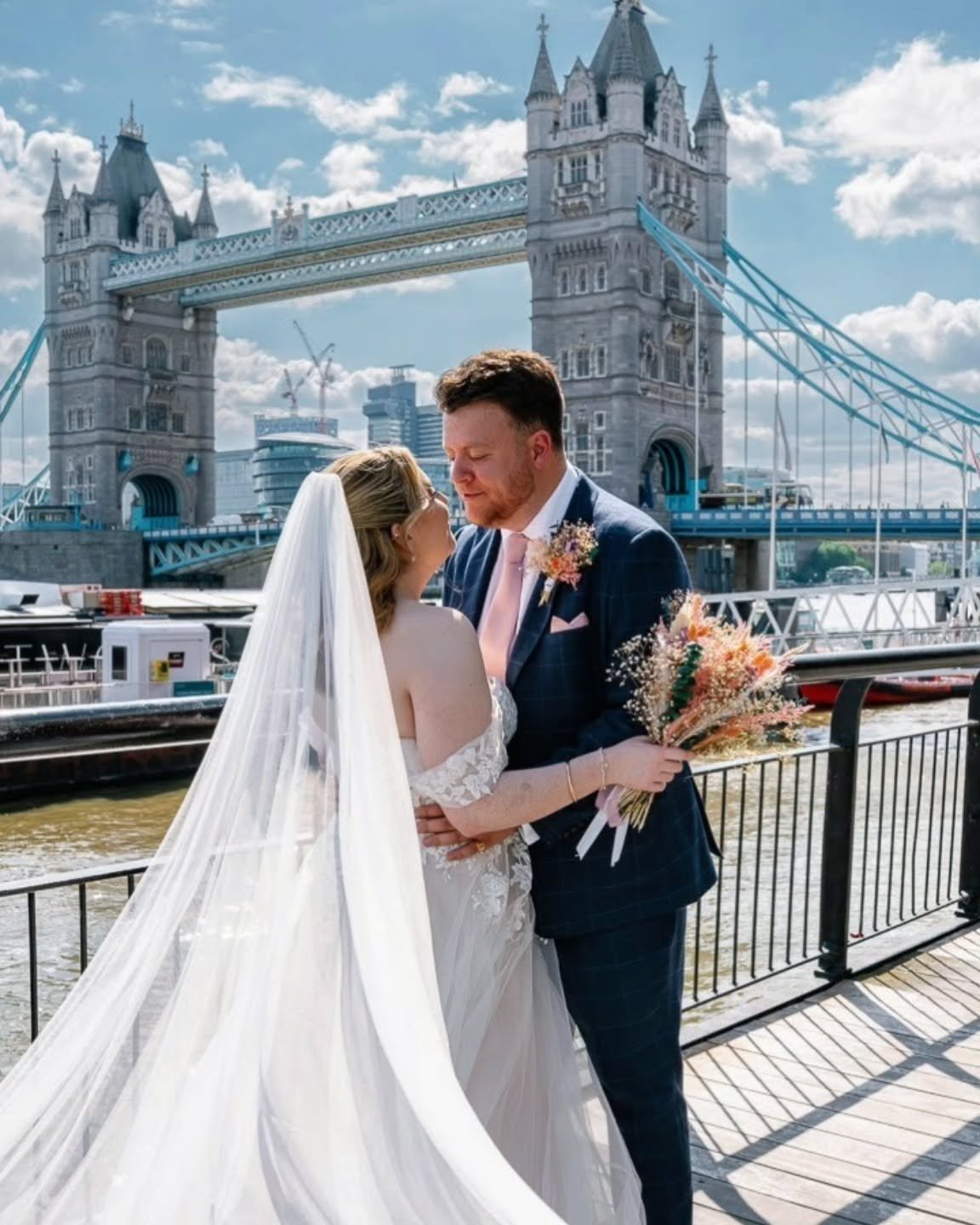 With whispers of a sunny spell on the horizon next week, I couldn't help but throw it back to this absolute stunner of a day last year, when Katie and Pat tied the knot in the heart of London.

It was one of those days glorious blue skies, the kind t