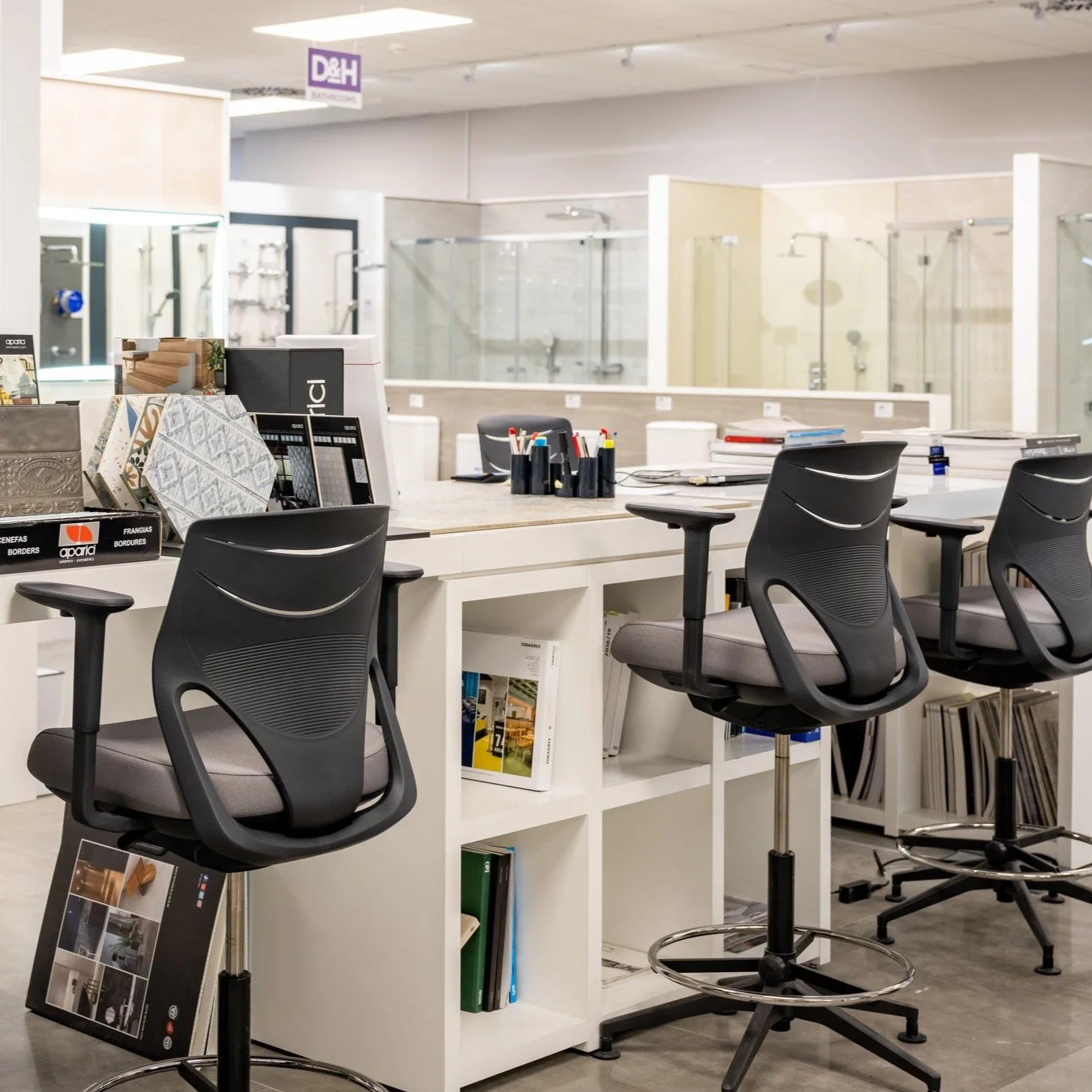 D&H Showroom CS-1000.jpg