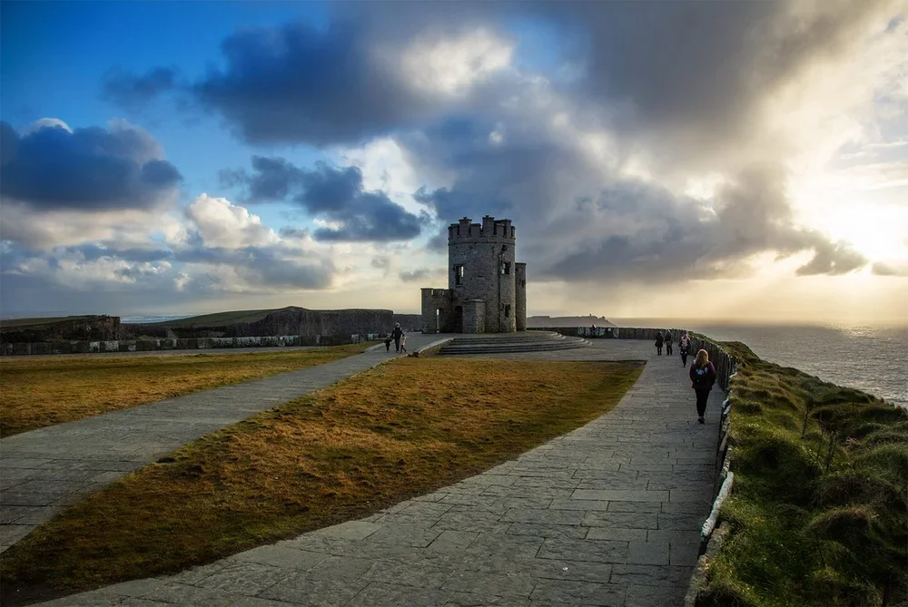 O_Briens-Tower,-Cliffs-of-Moher,-Co-Clare_master.webp