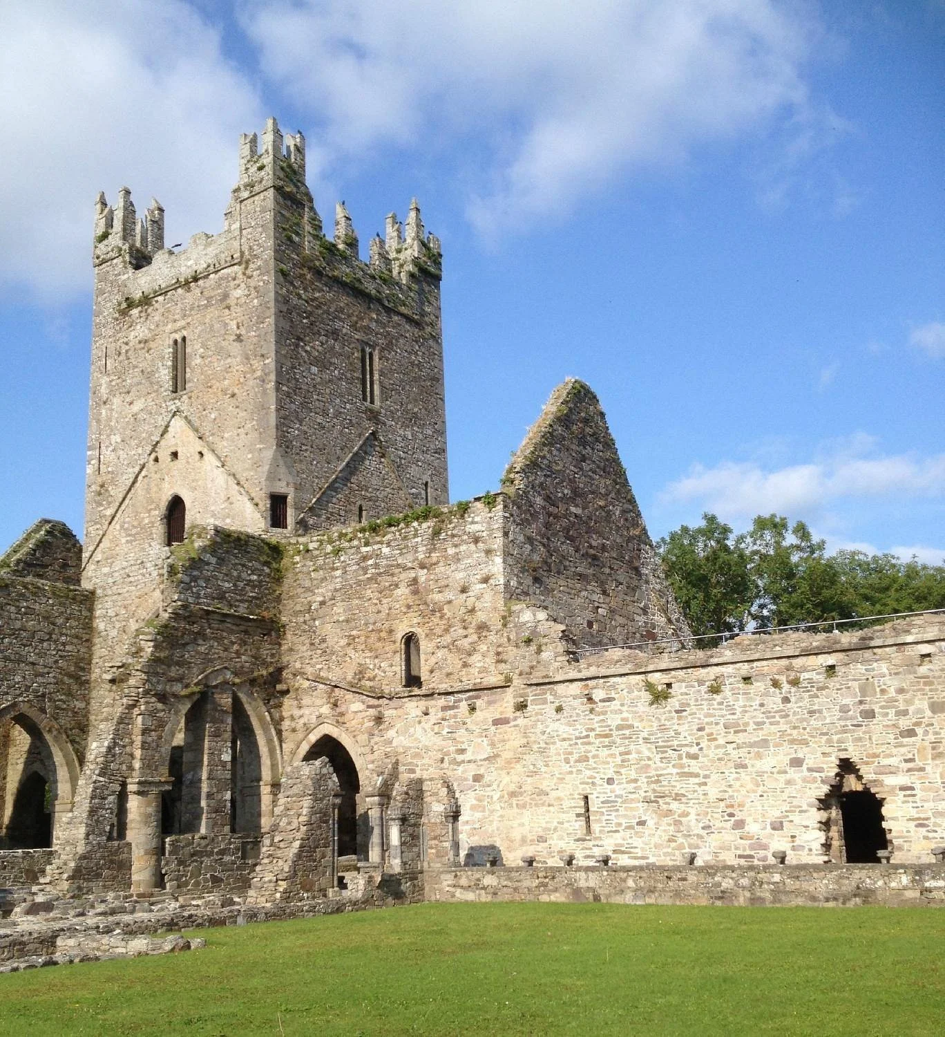 jerpoint-abbey.jpg