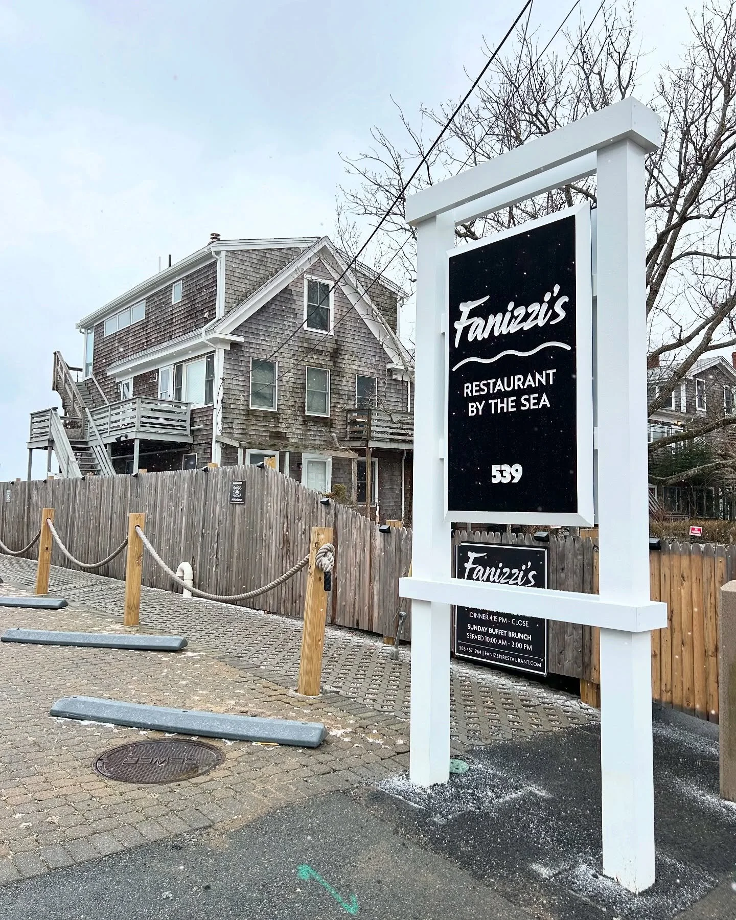 Yay new signage! ⭐️ She&rsquo;s gorgeous @fanizzis_provincetown #MeadsMarketing