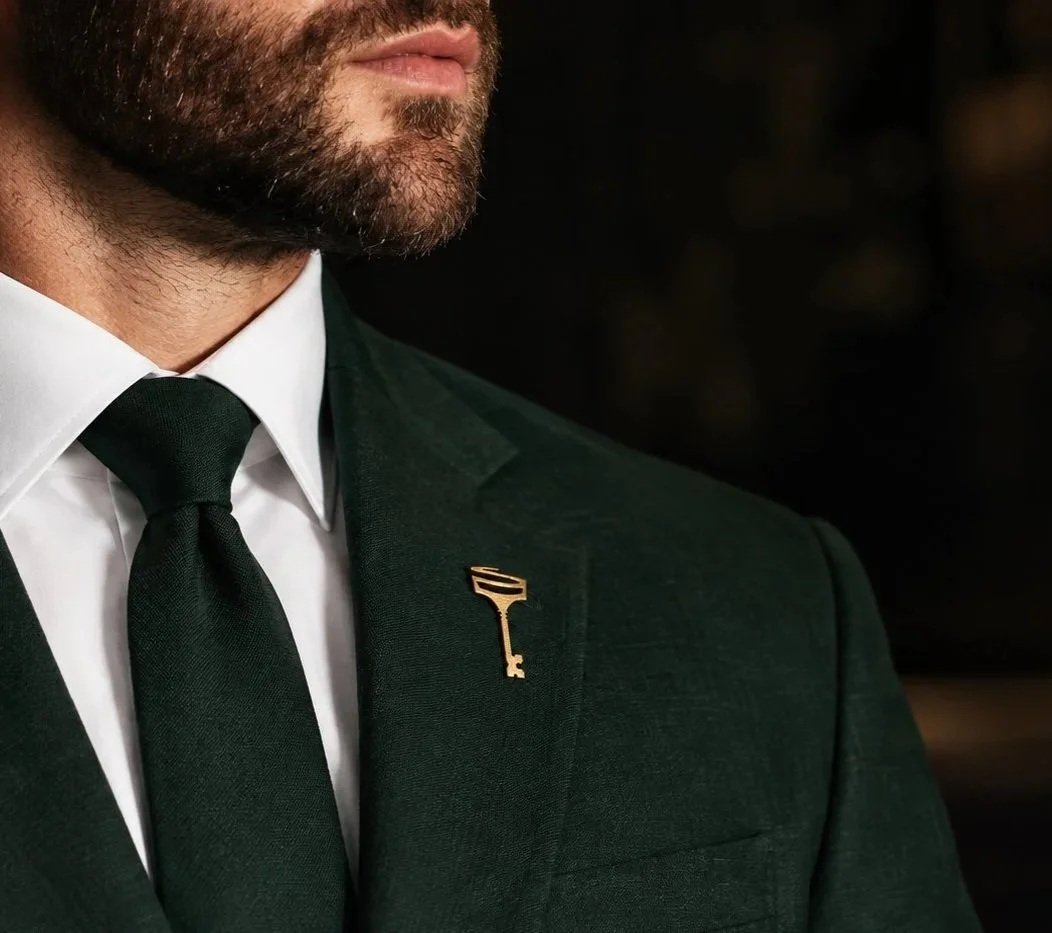 il-segreto-lapel-pin.jpg