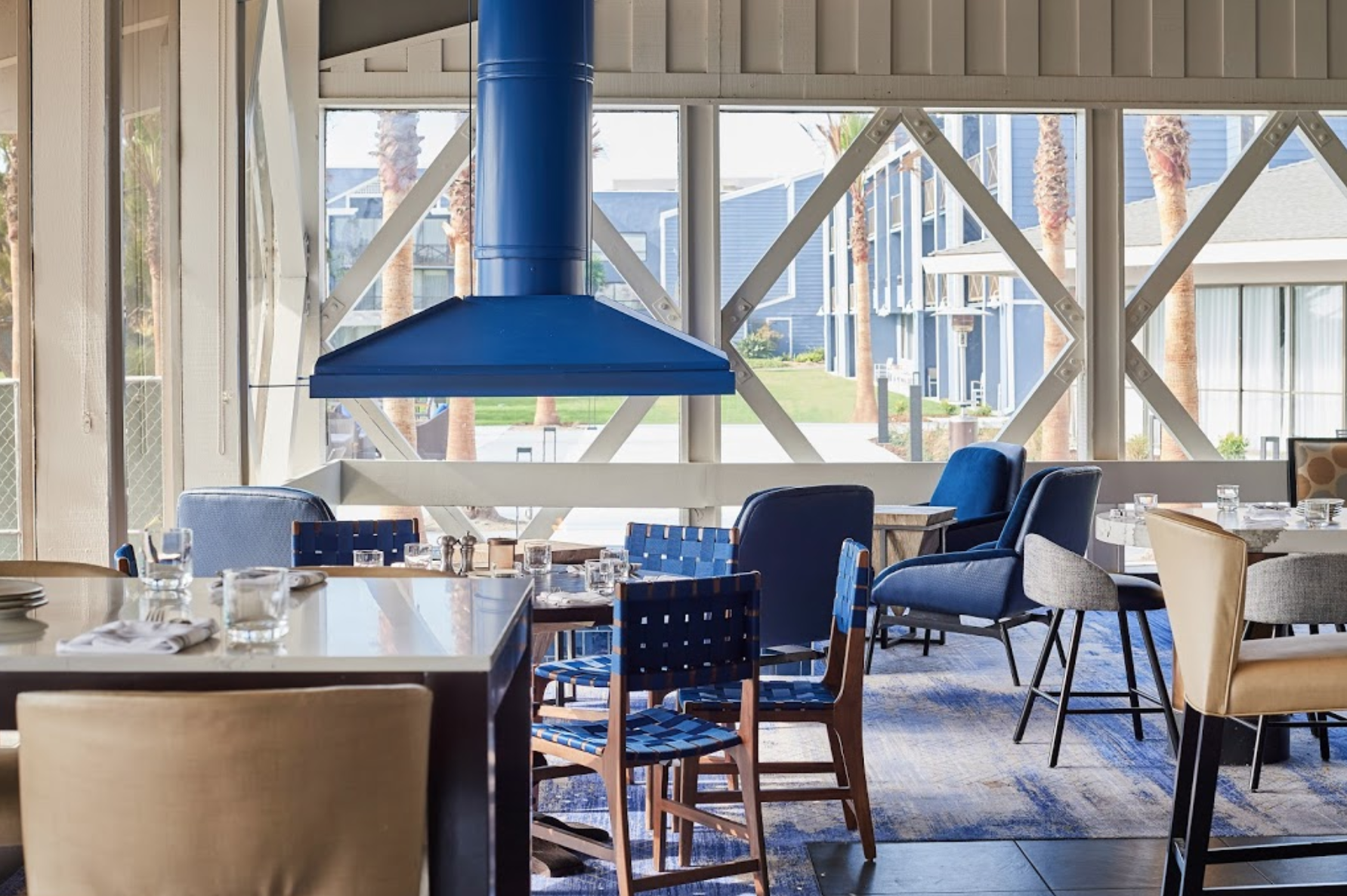 hilton-berkeley-boathouse-interior-17.png