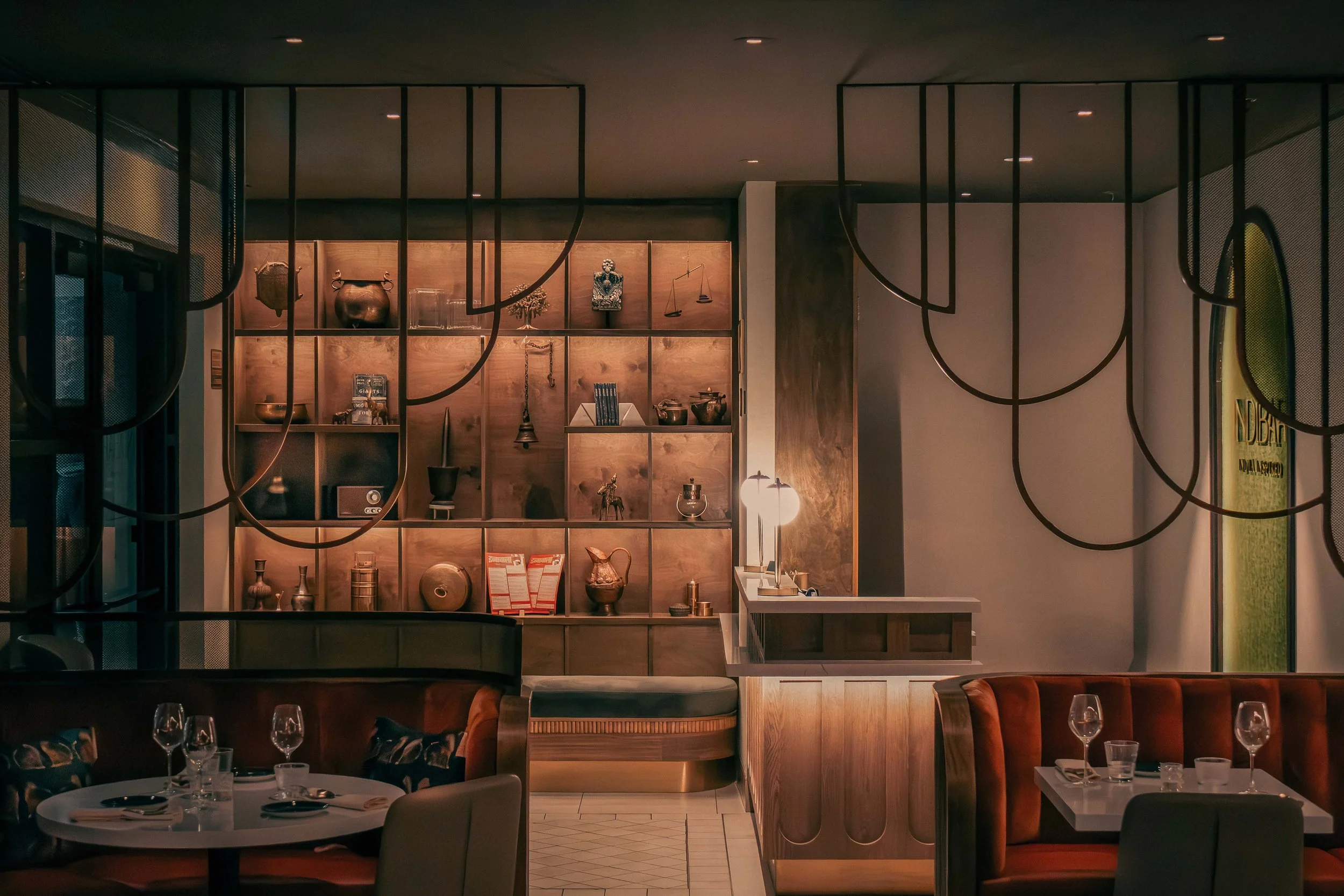 12 indibar-entry-dining.jpg