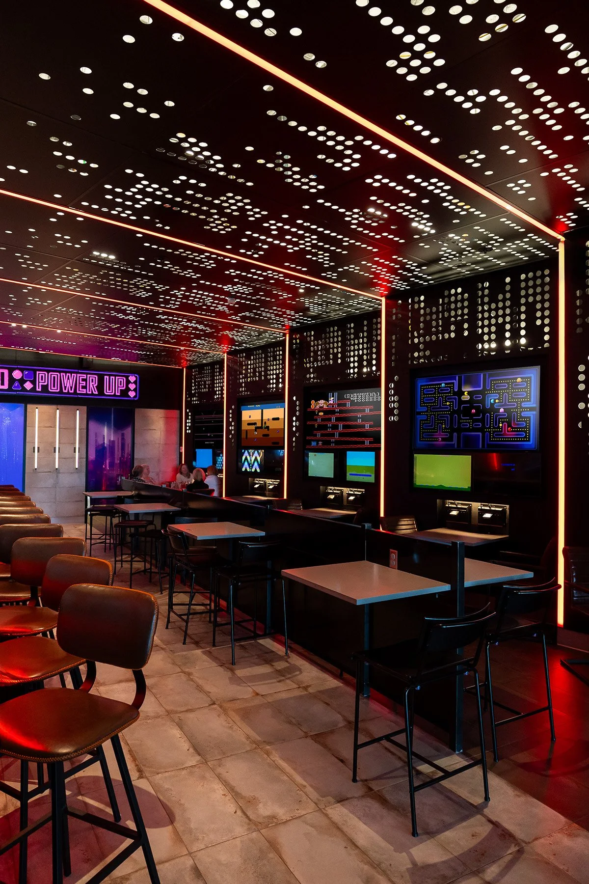 seatac-sky-gamerz-dining.jpg