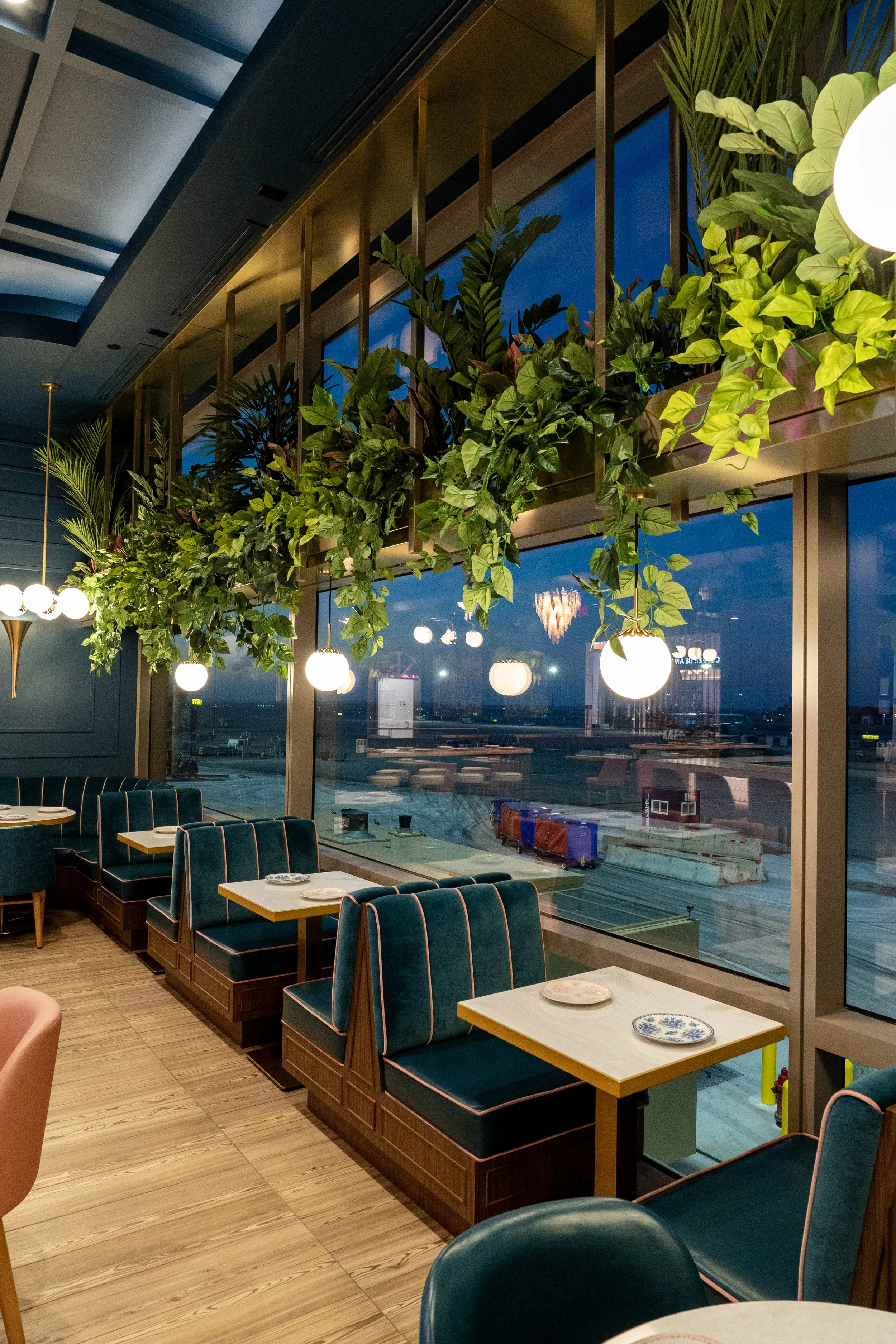 slc-sundays-best-interior-3.jpg